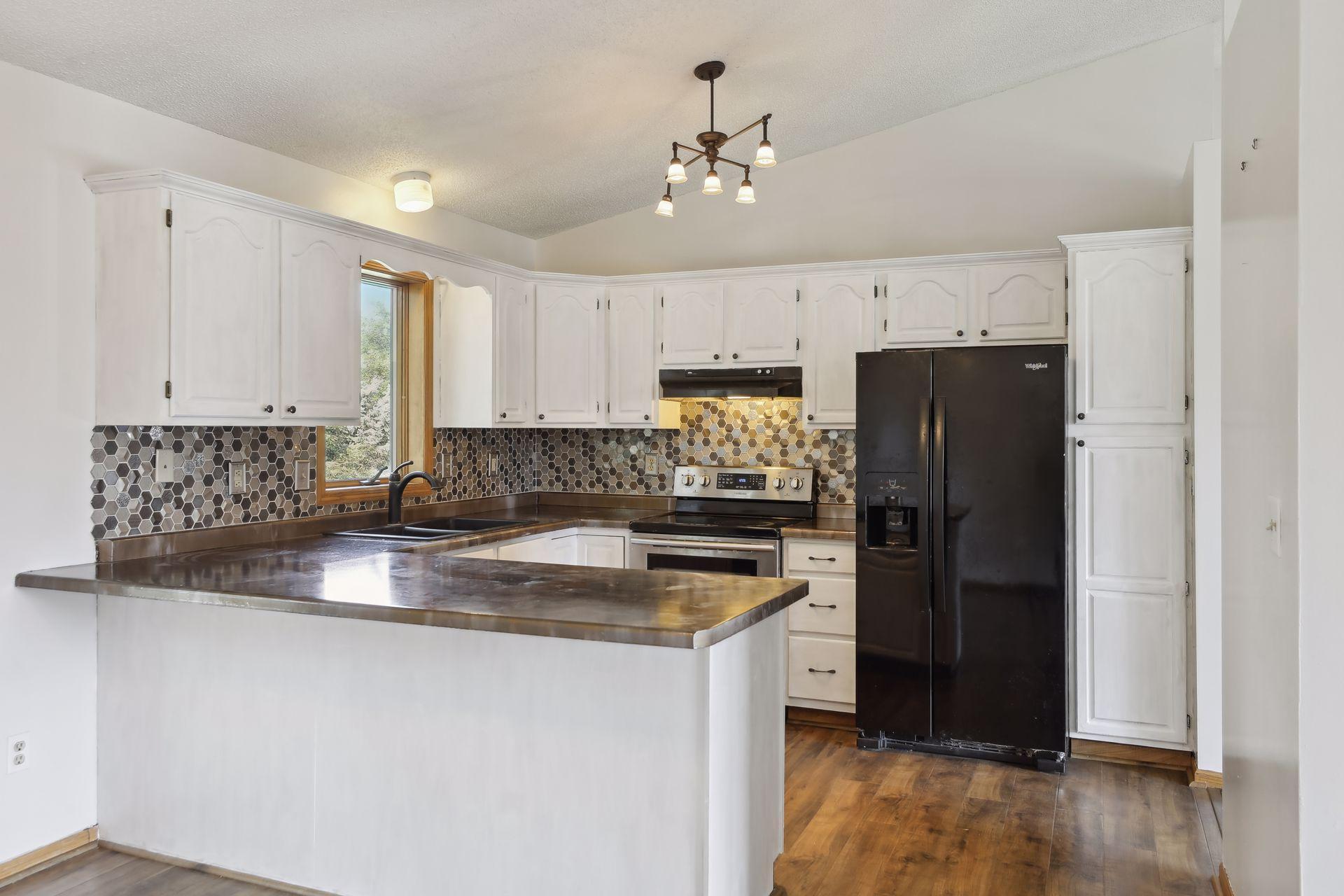 2950 Highview Knolls