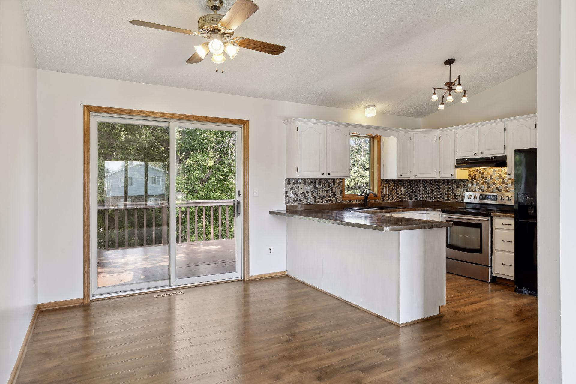 2950 Highview Knolls