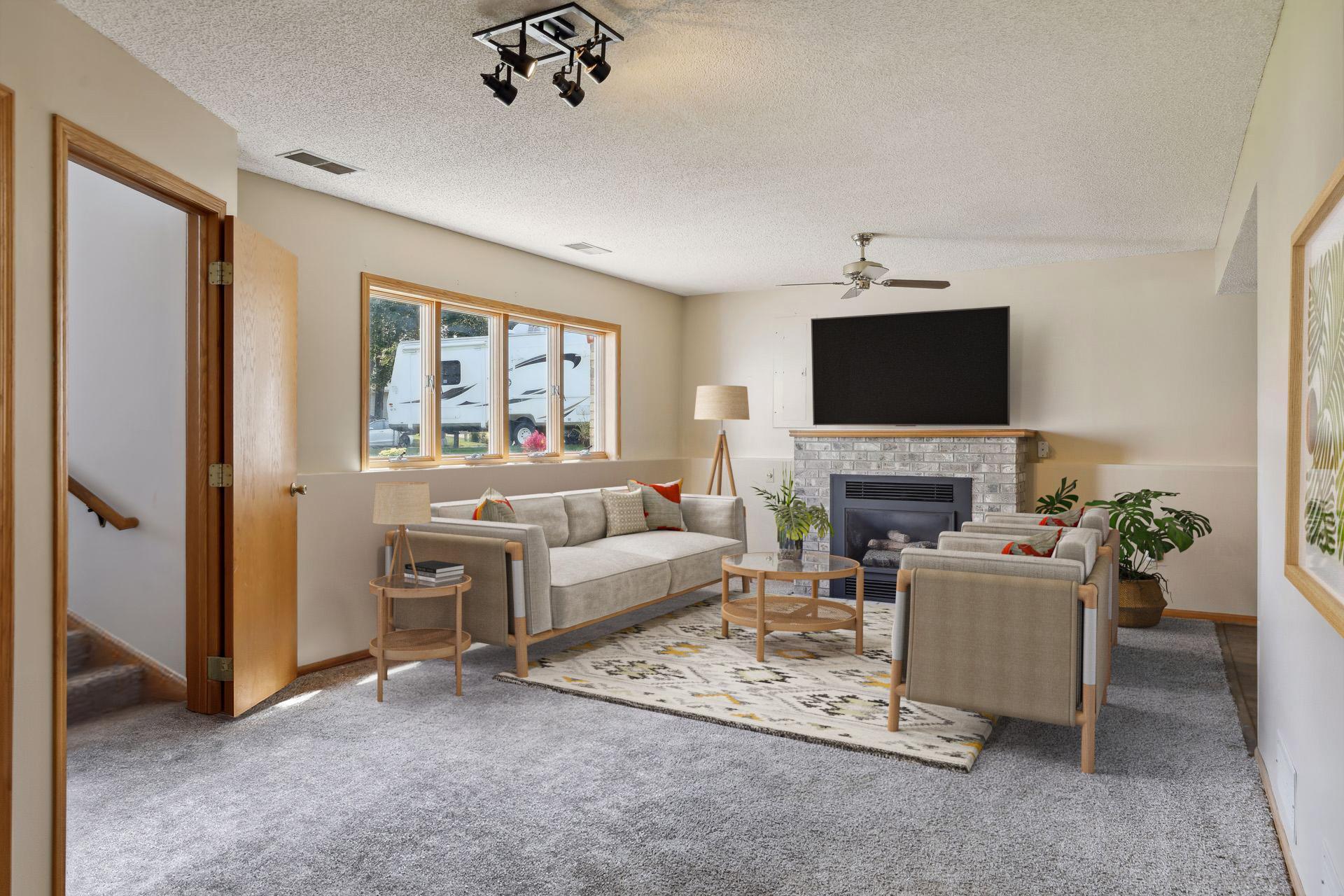 2950 Highview Knolls