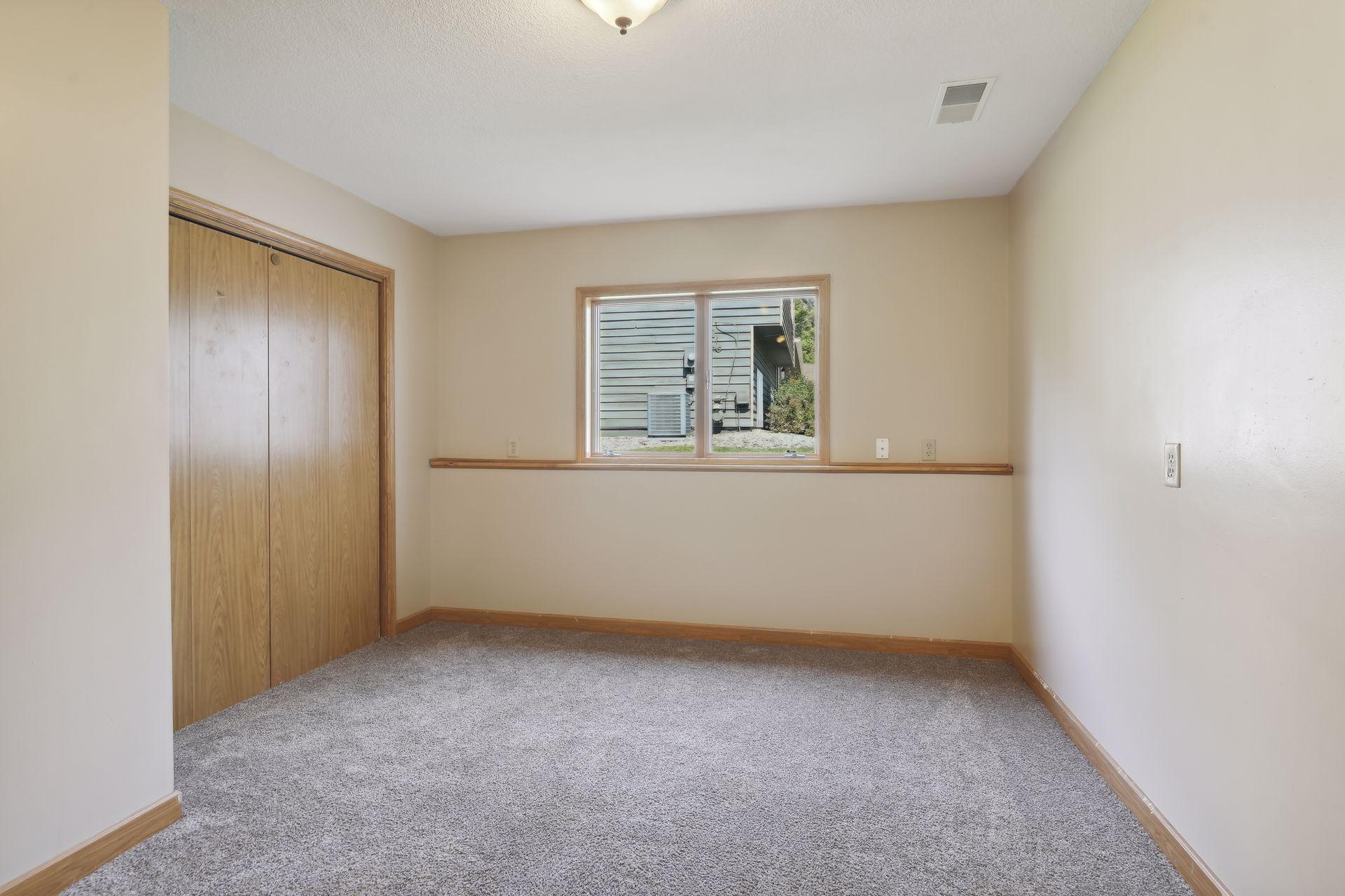 2950 Highview Knolls