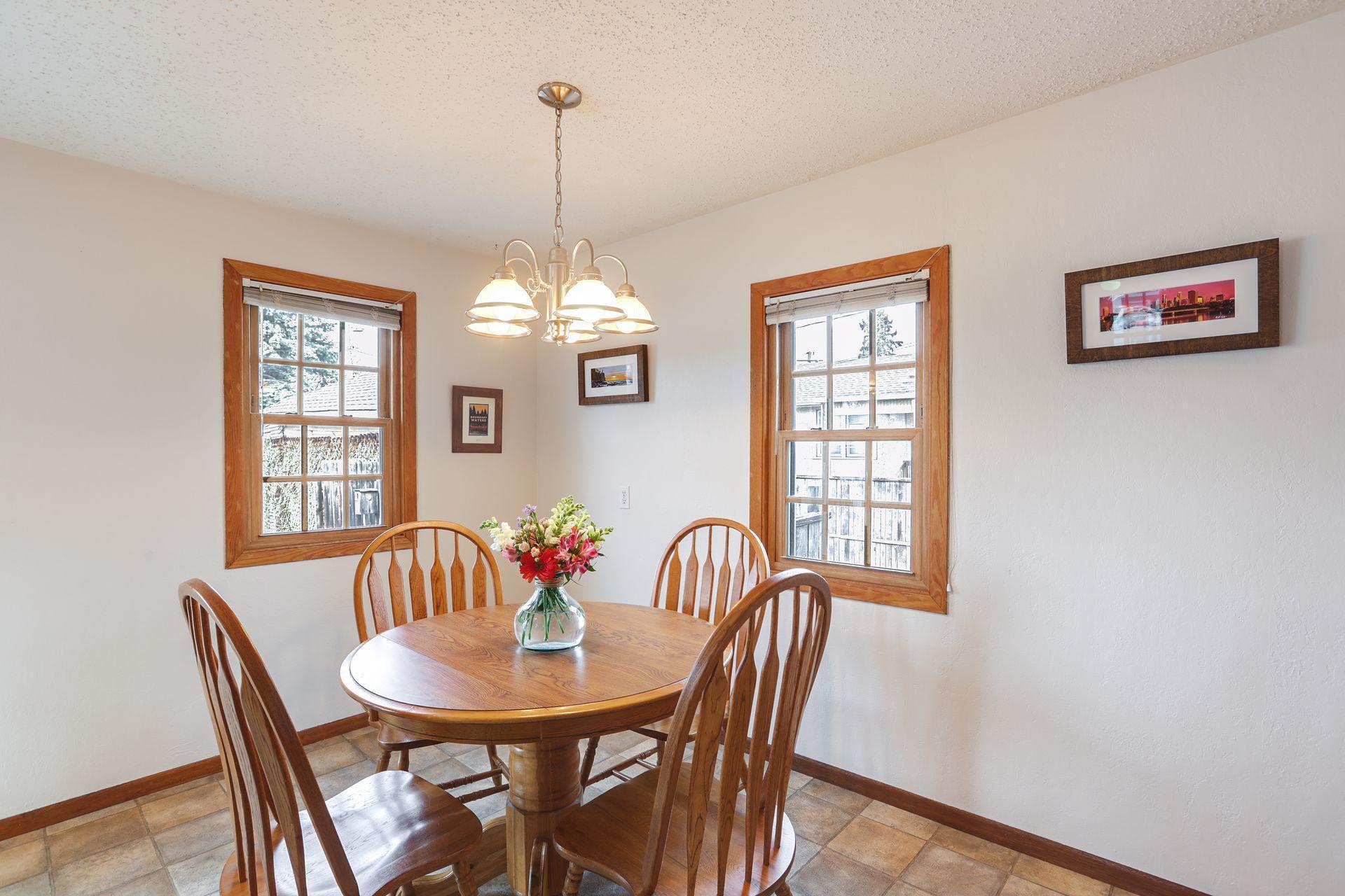 1338 Buchanan Street NE