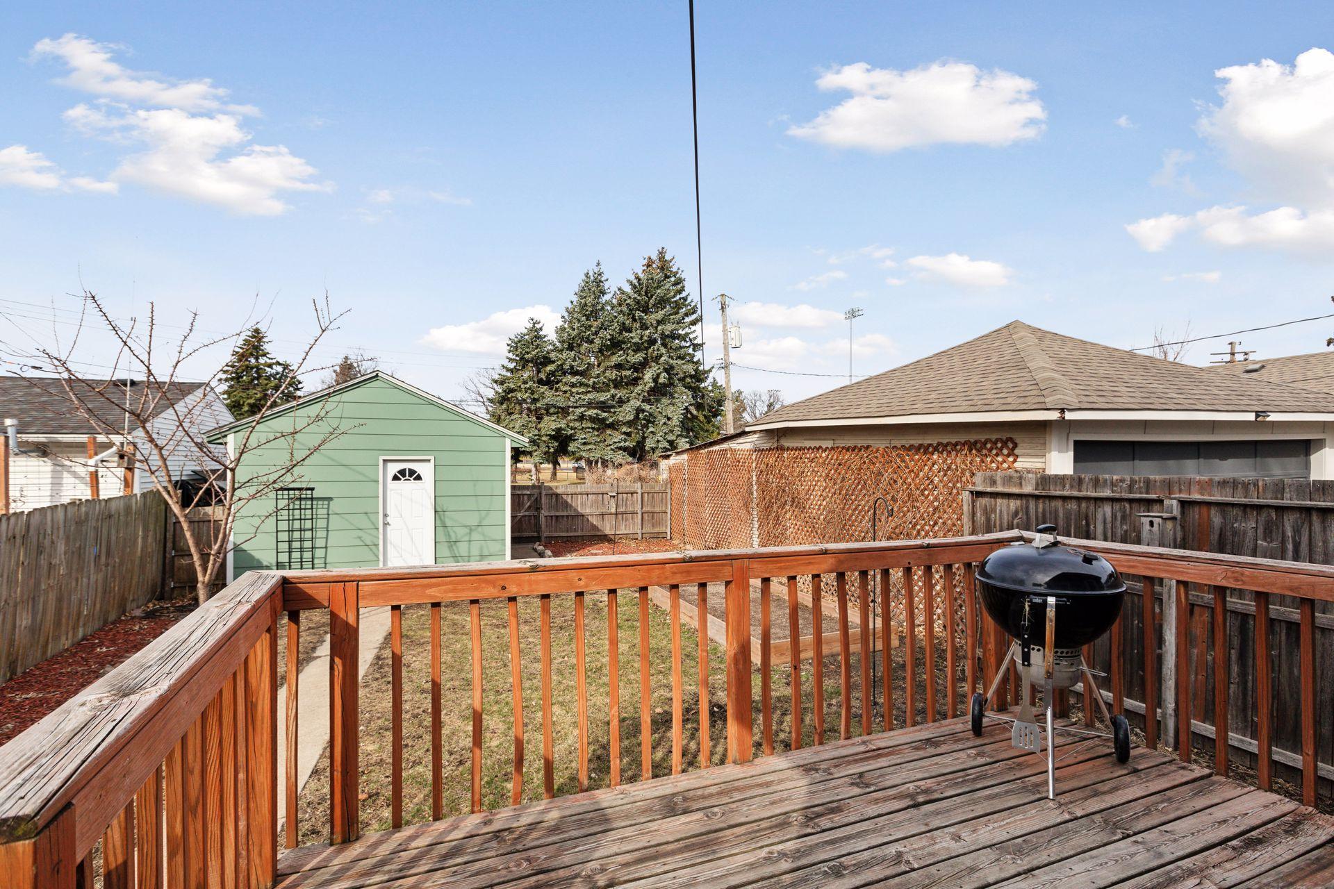 1338 Buchanan Street NE