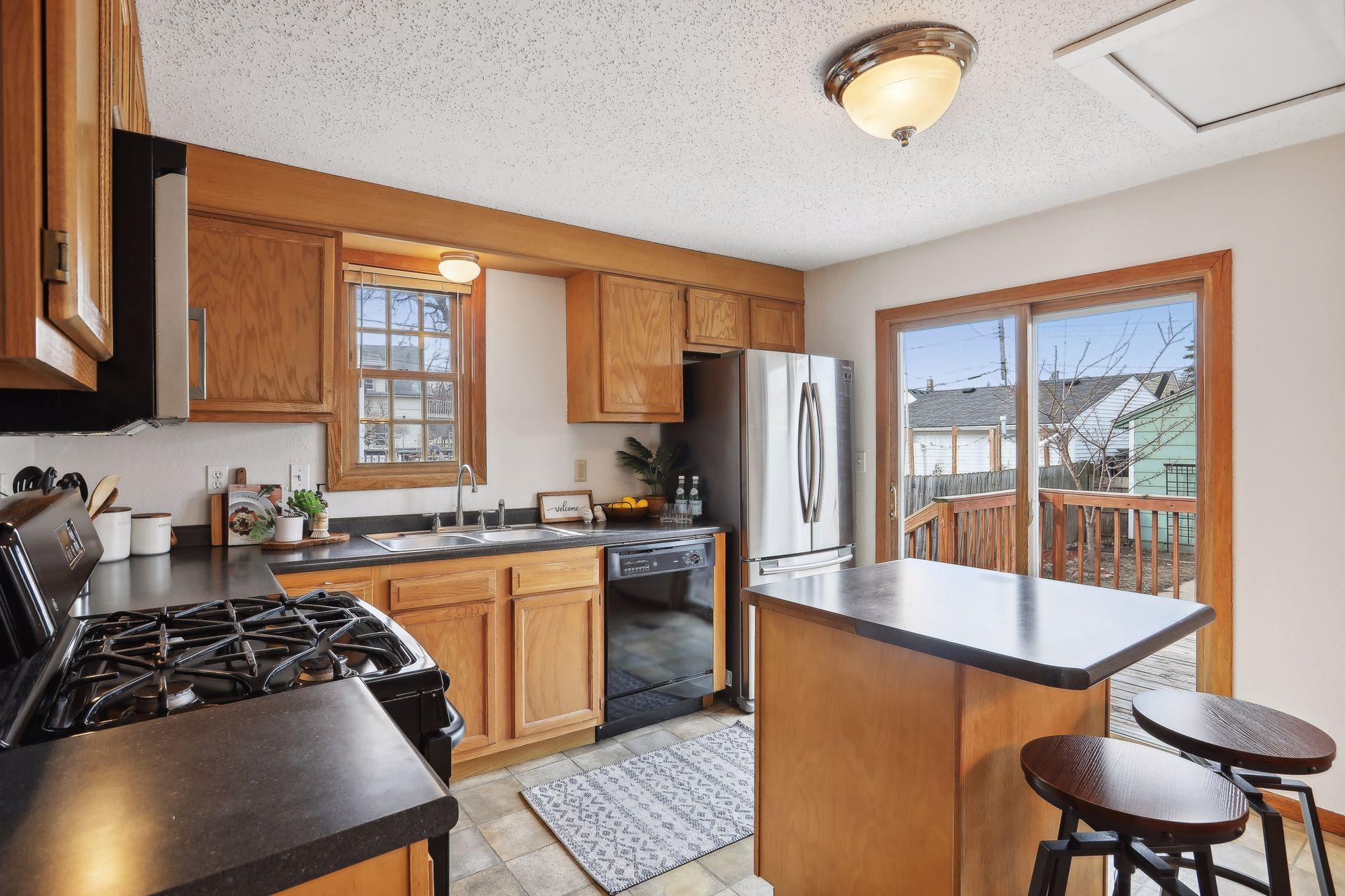 1338 Buchanan Street NE