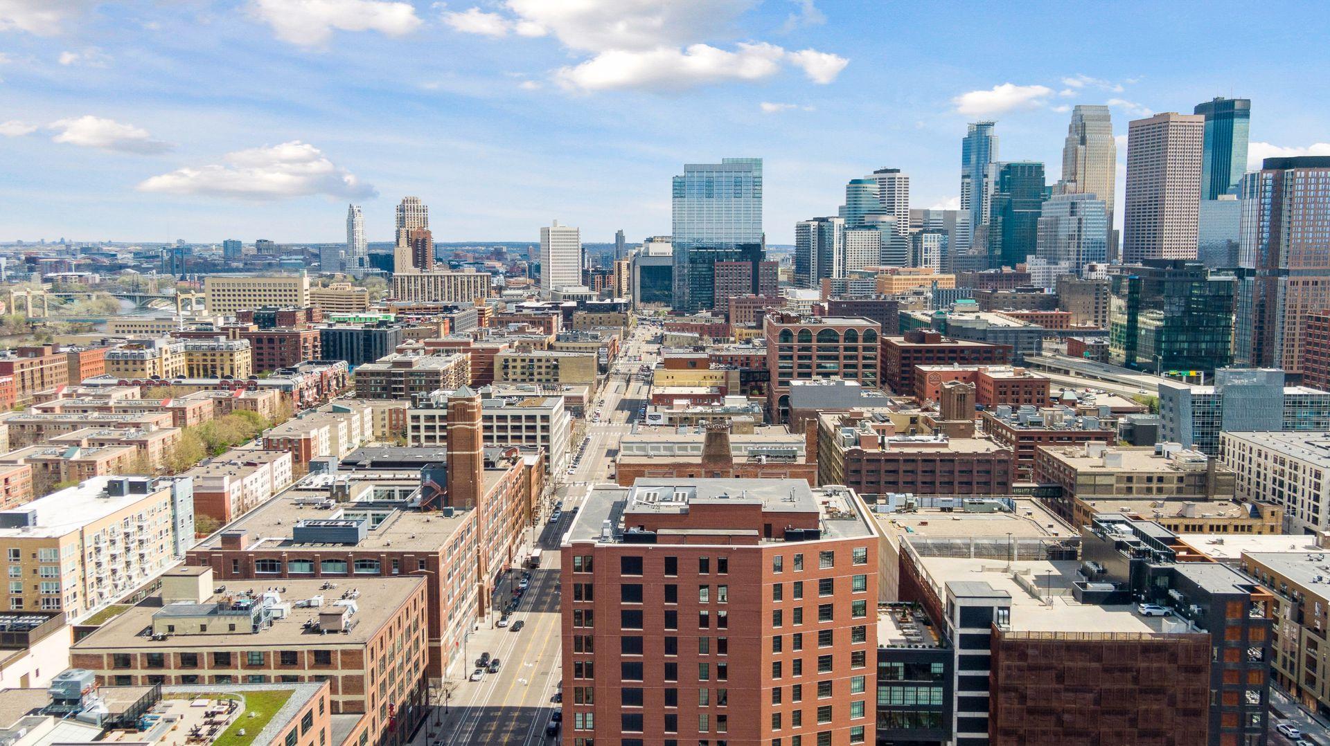 700 Washington Avenue N Unit: 626