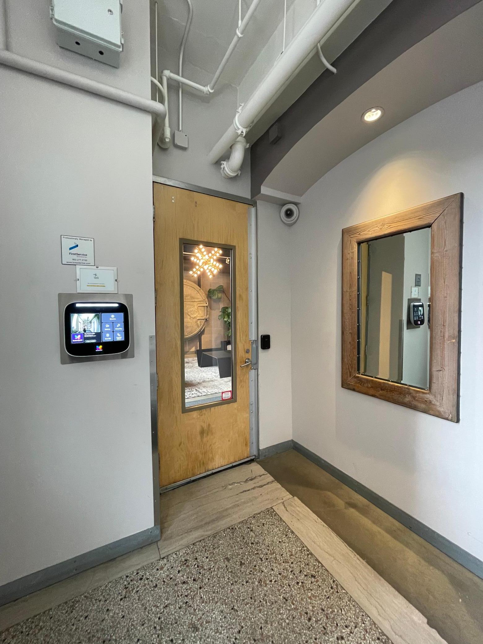 700 Washington Avenue N Unit: 626