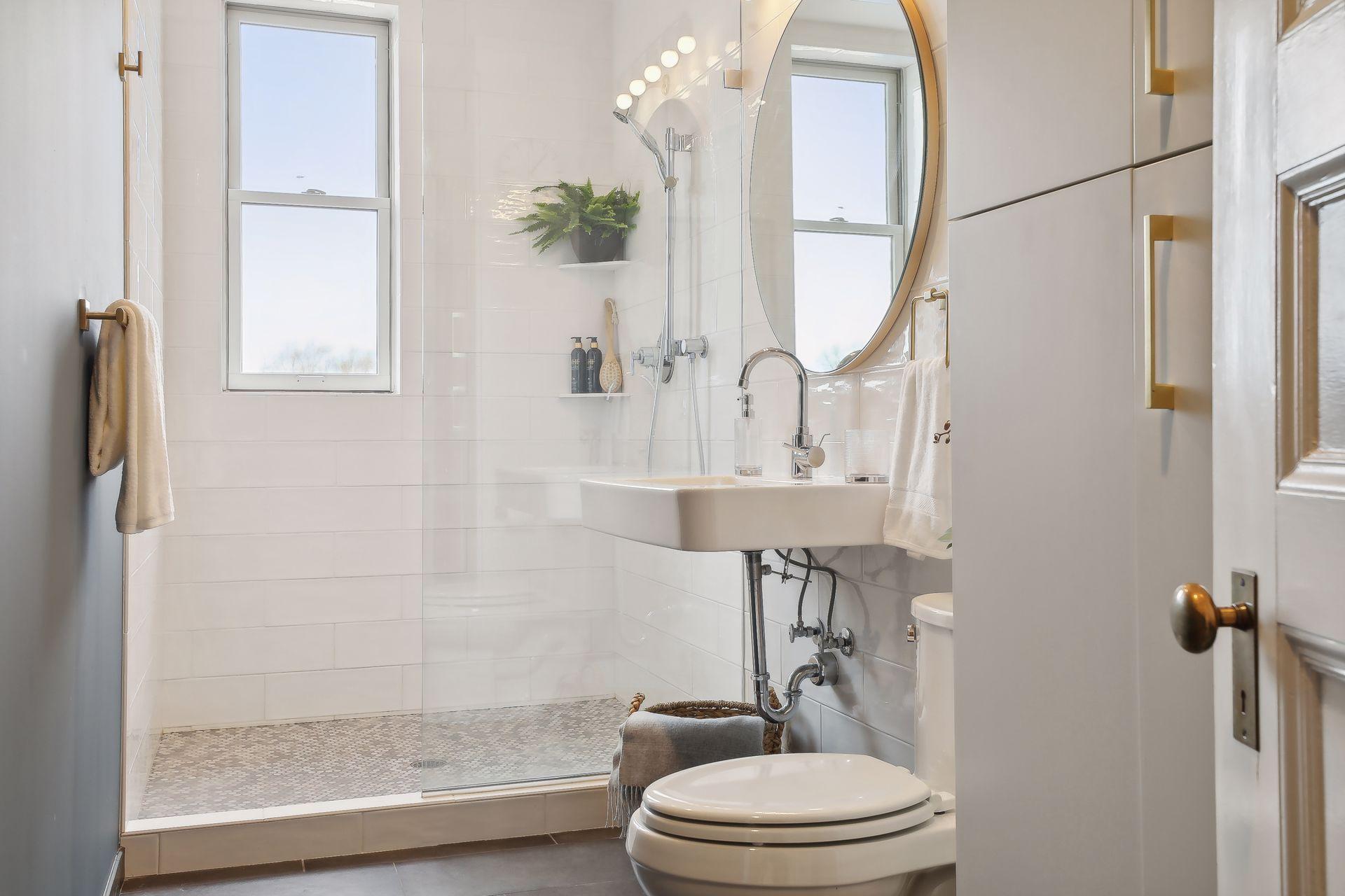 11 Summit Court Unit: 16