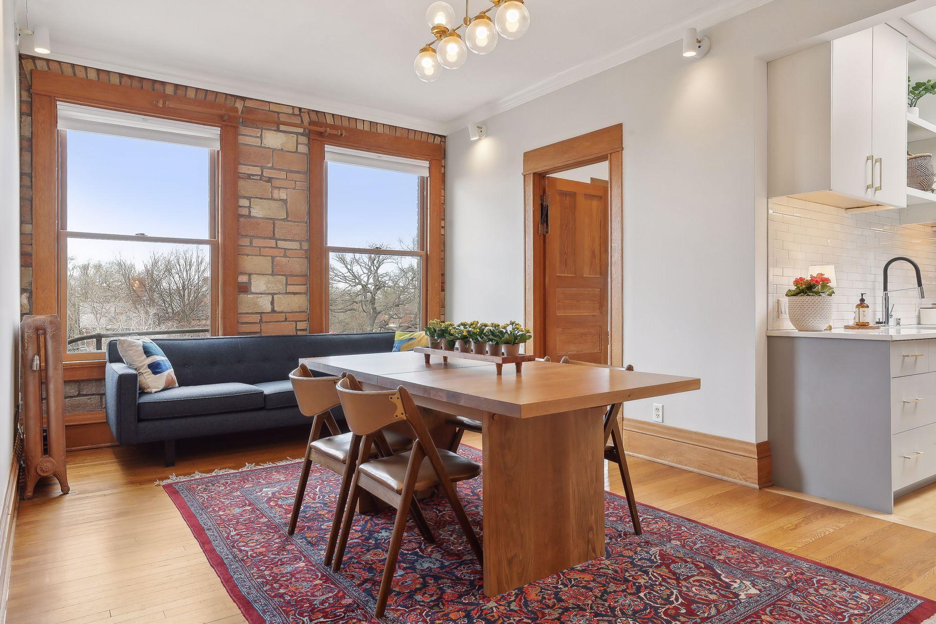 11 Summit Court Unit: 16