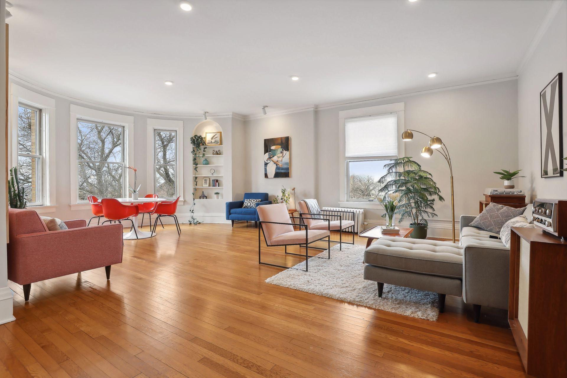 11 Summit Court Unit: 16