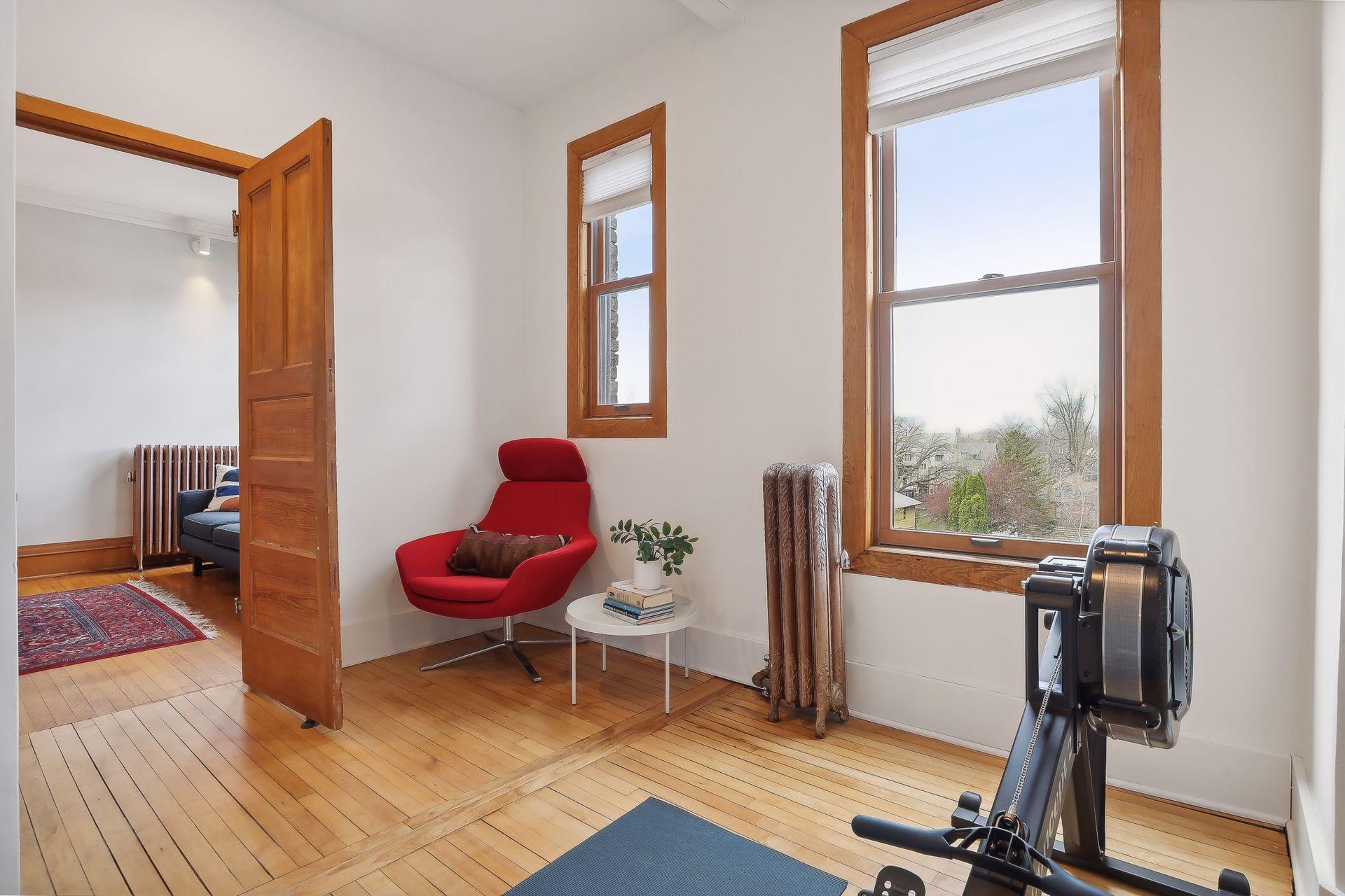 11 Summit Court Unit: 16