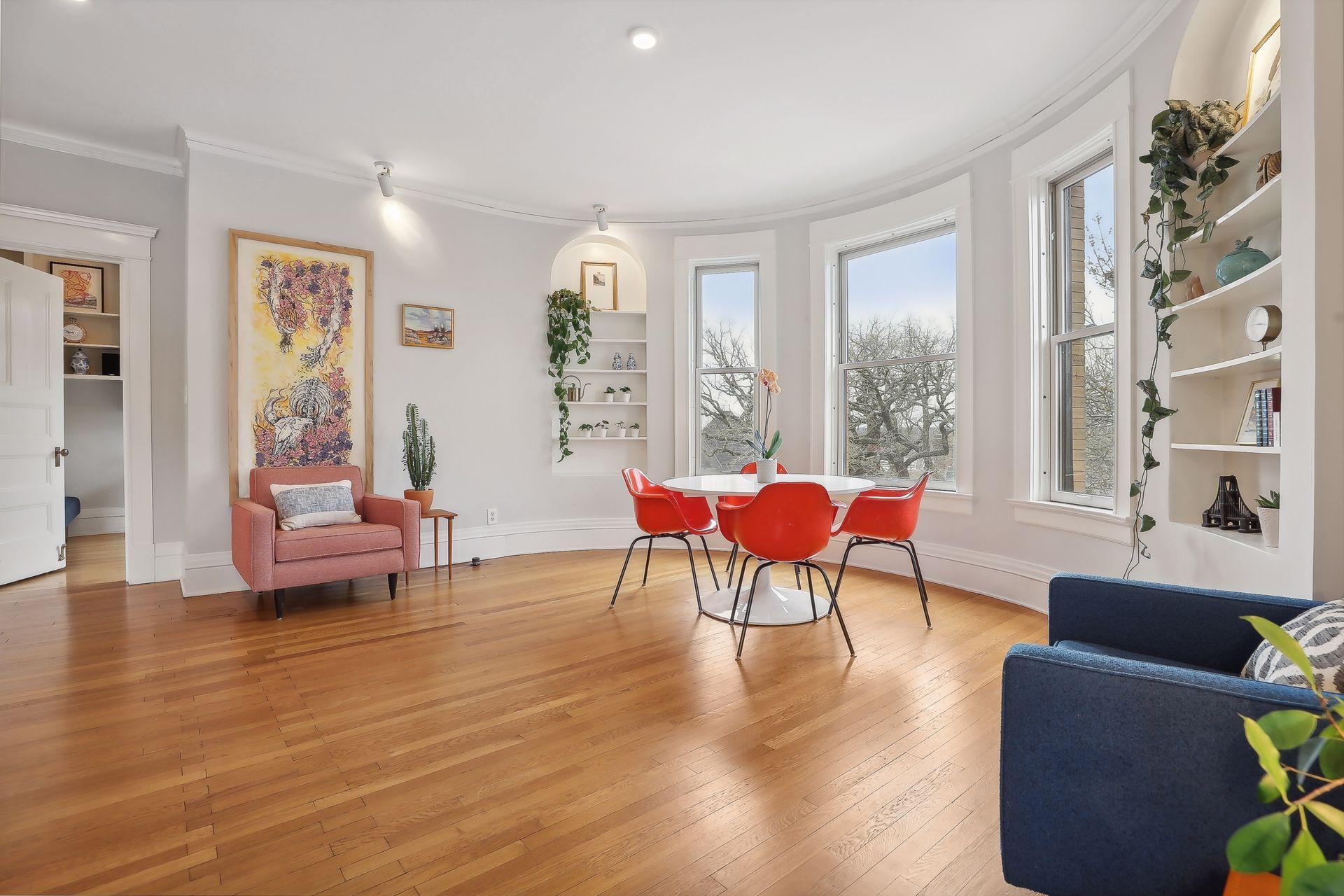 11 Summit Court Unit: 16