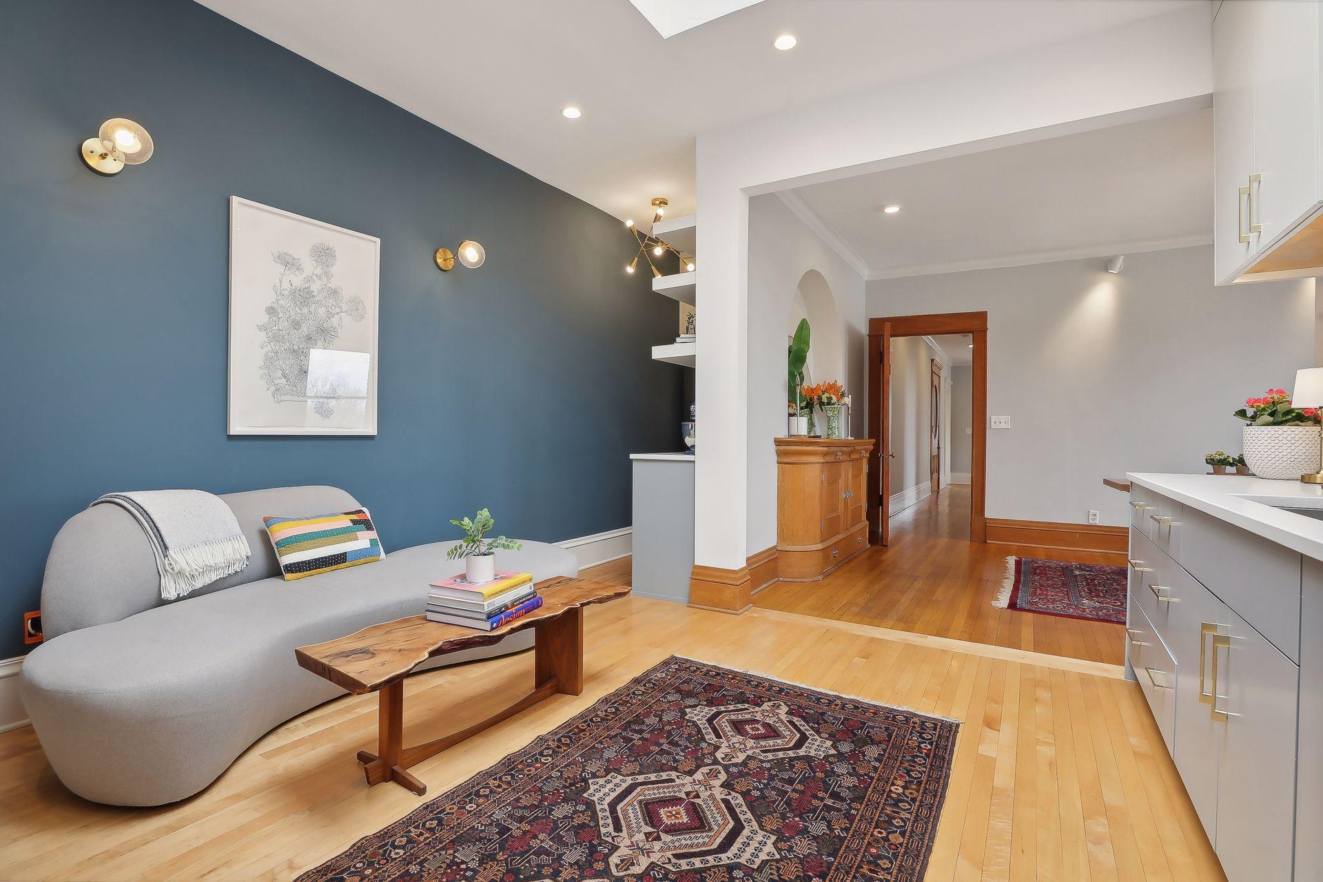 11 Summit Court Unit: 16