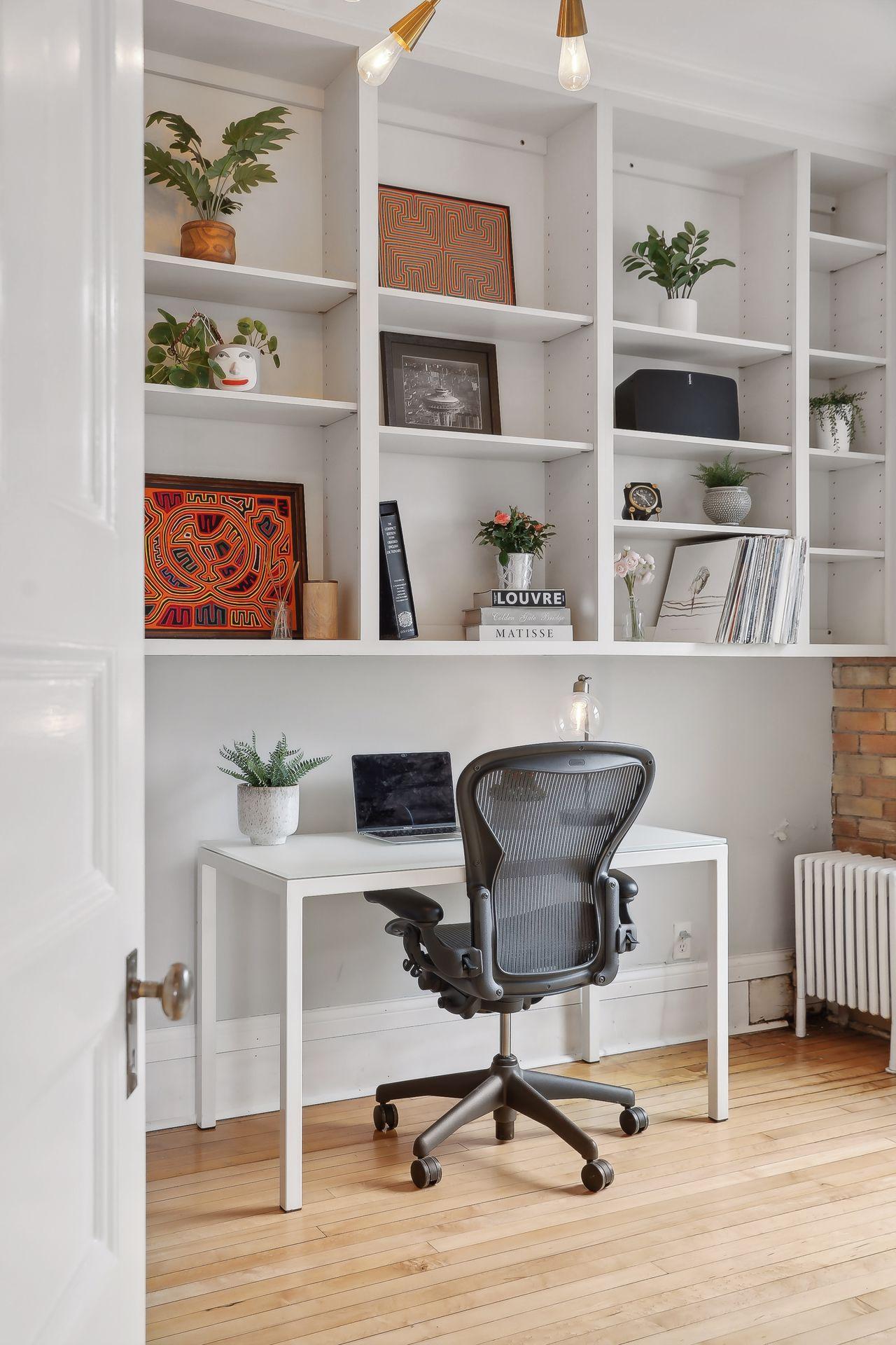 11 Summit Court Unit: 16