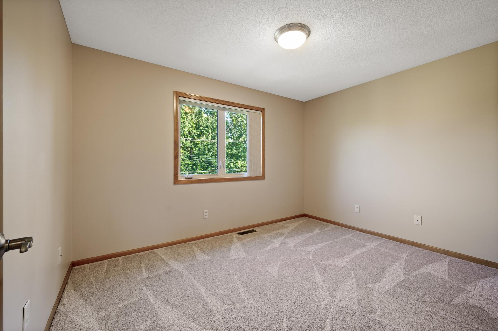 2839 Toledo Avenue S