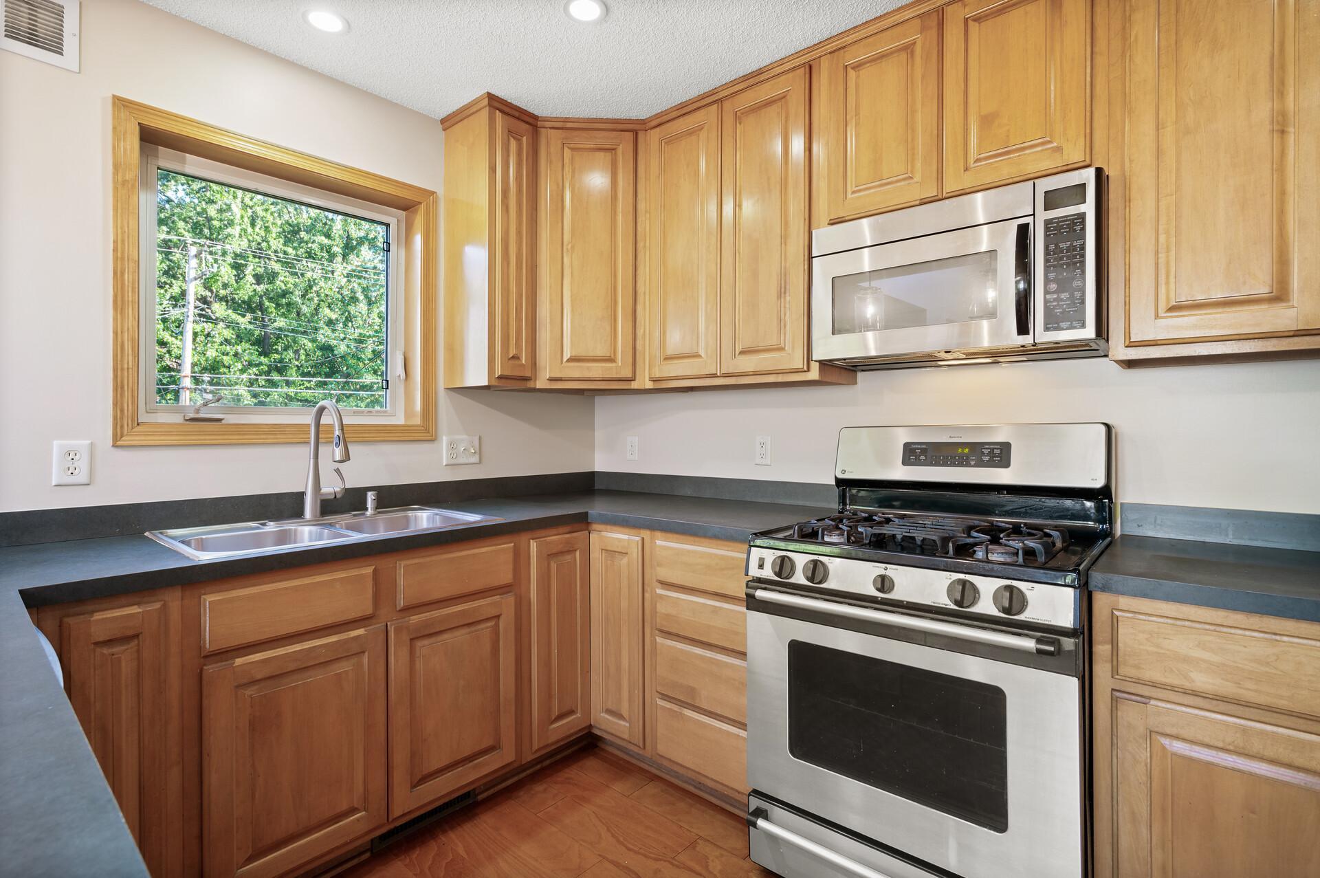 2839 Toledo Avenue S