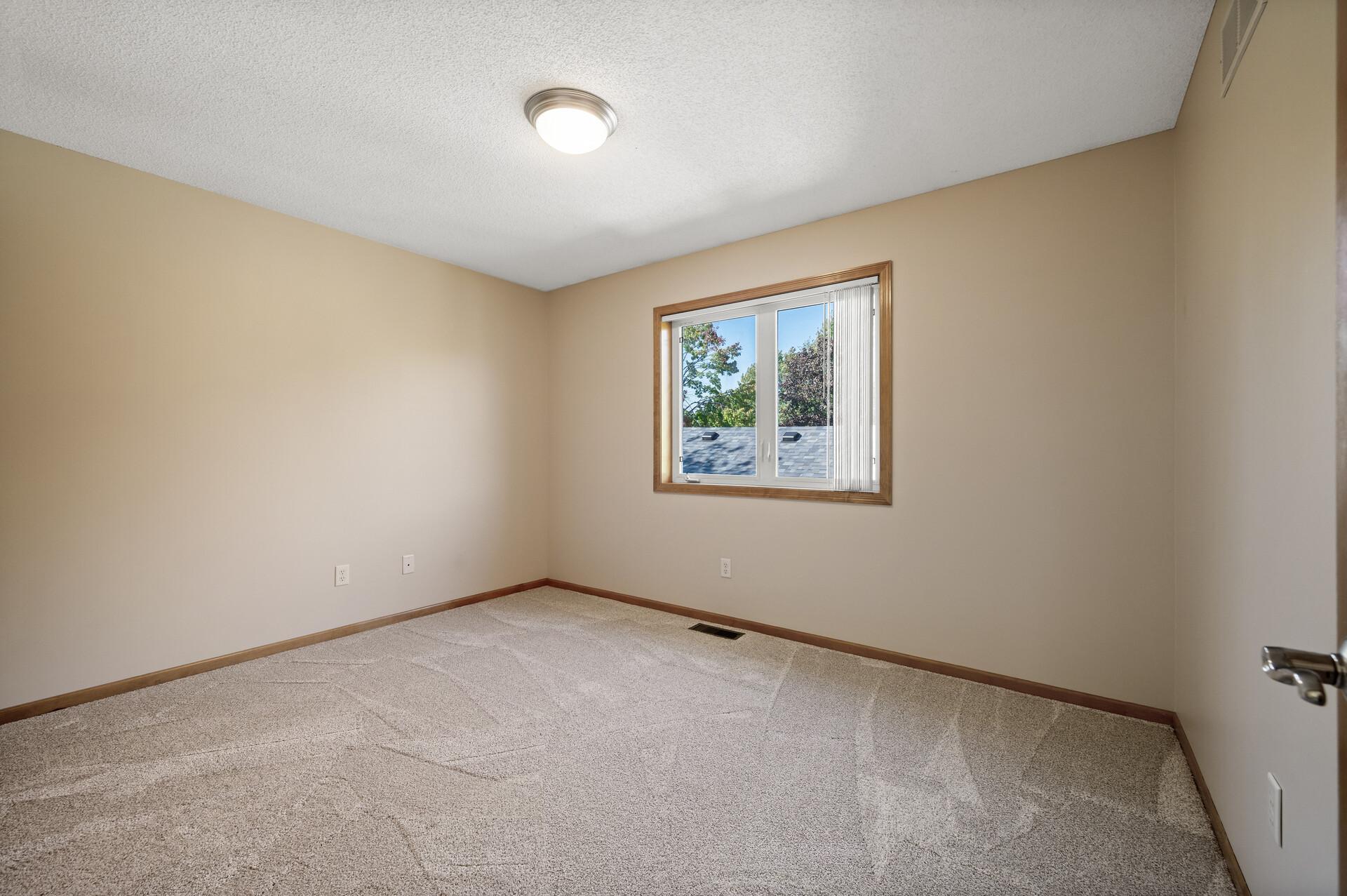 2839 Toledo Avenue S