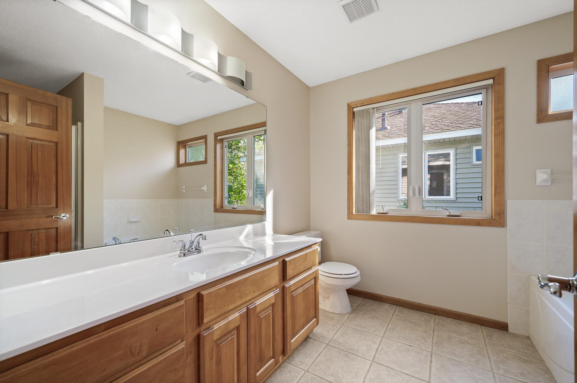 2839 Toledo Avenue S