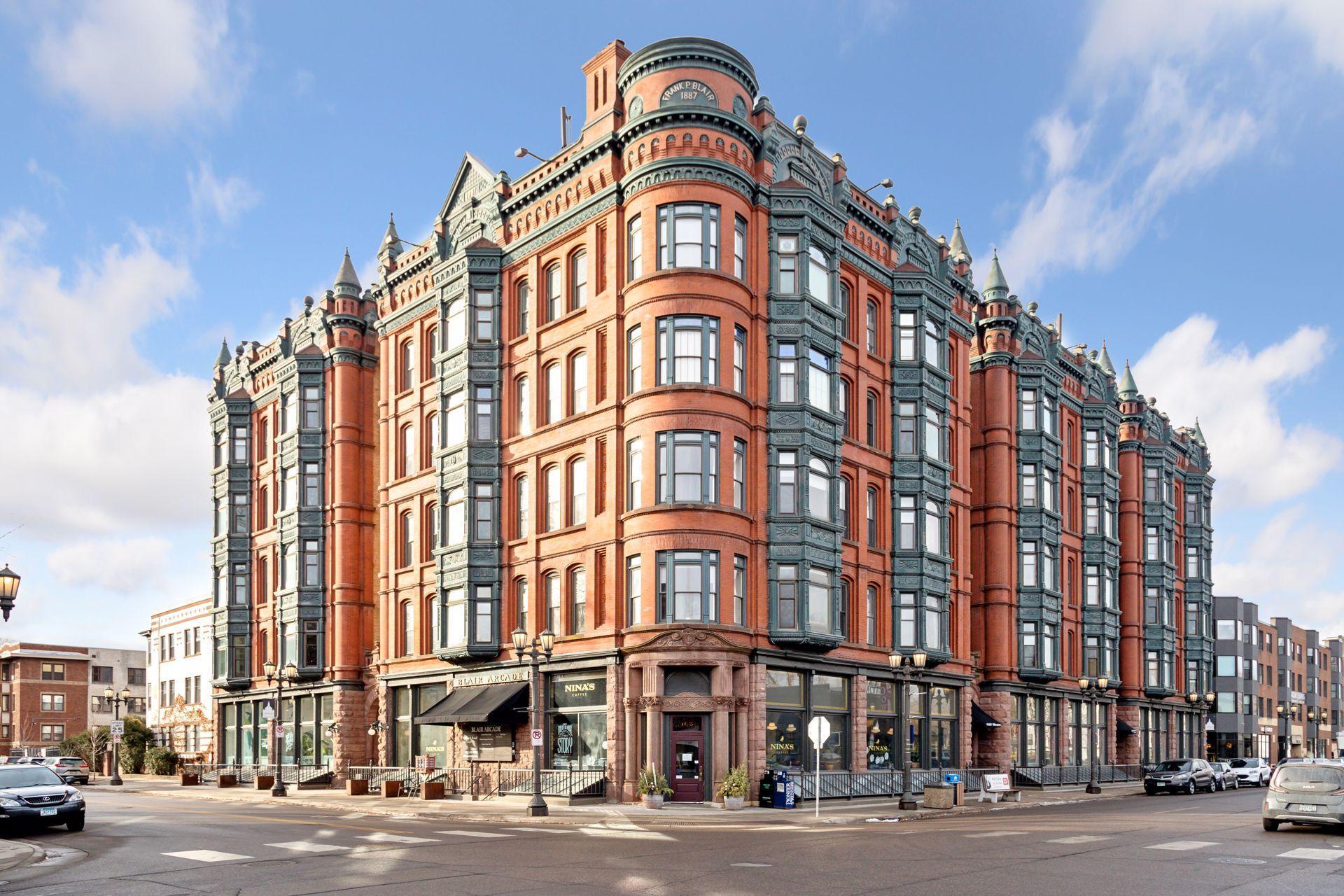 165 Western Avenue N Unit: 209