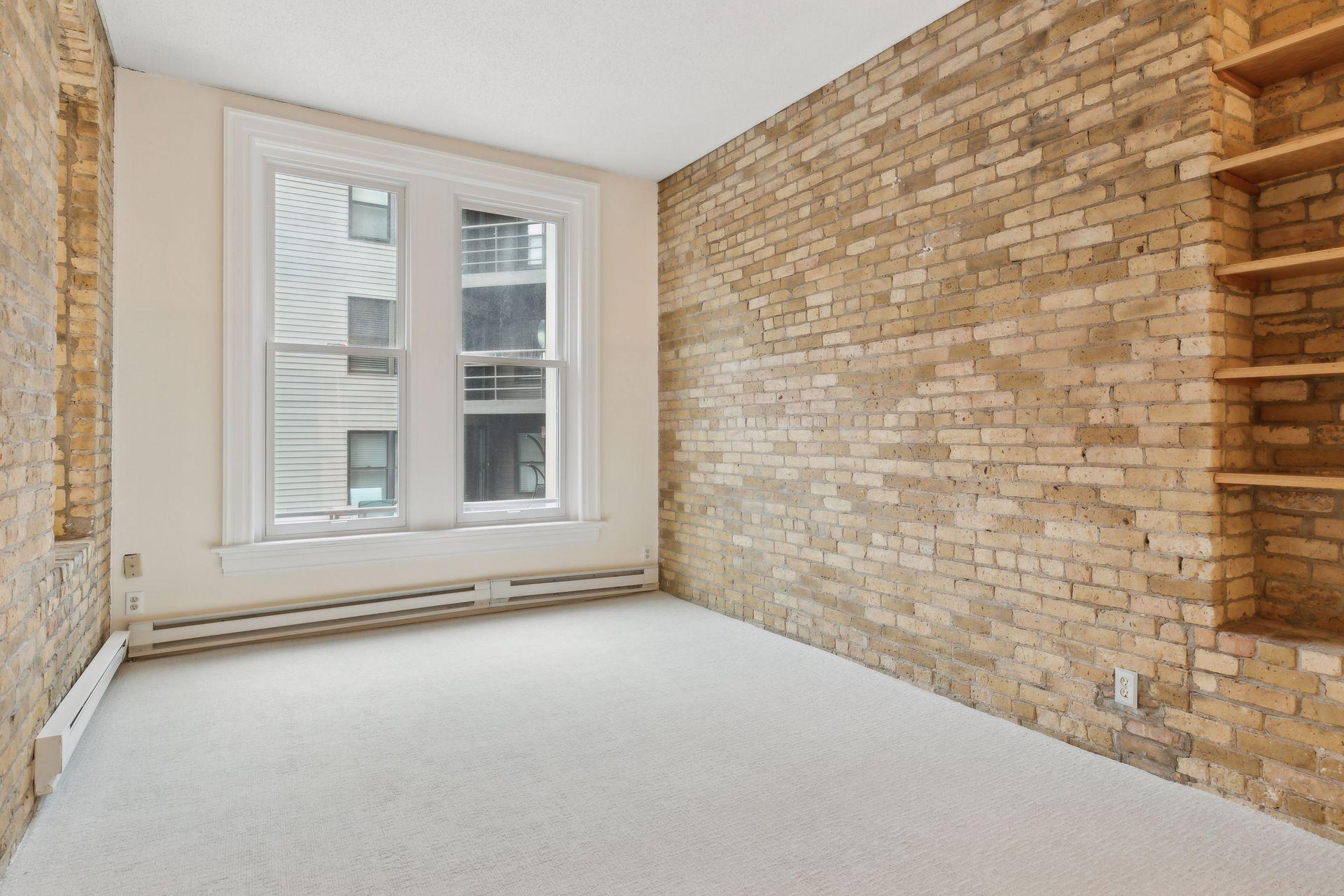 165 Western Avenue N Unit: 209