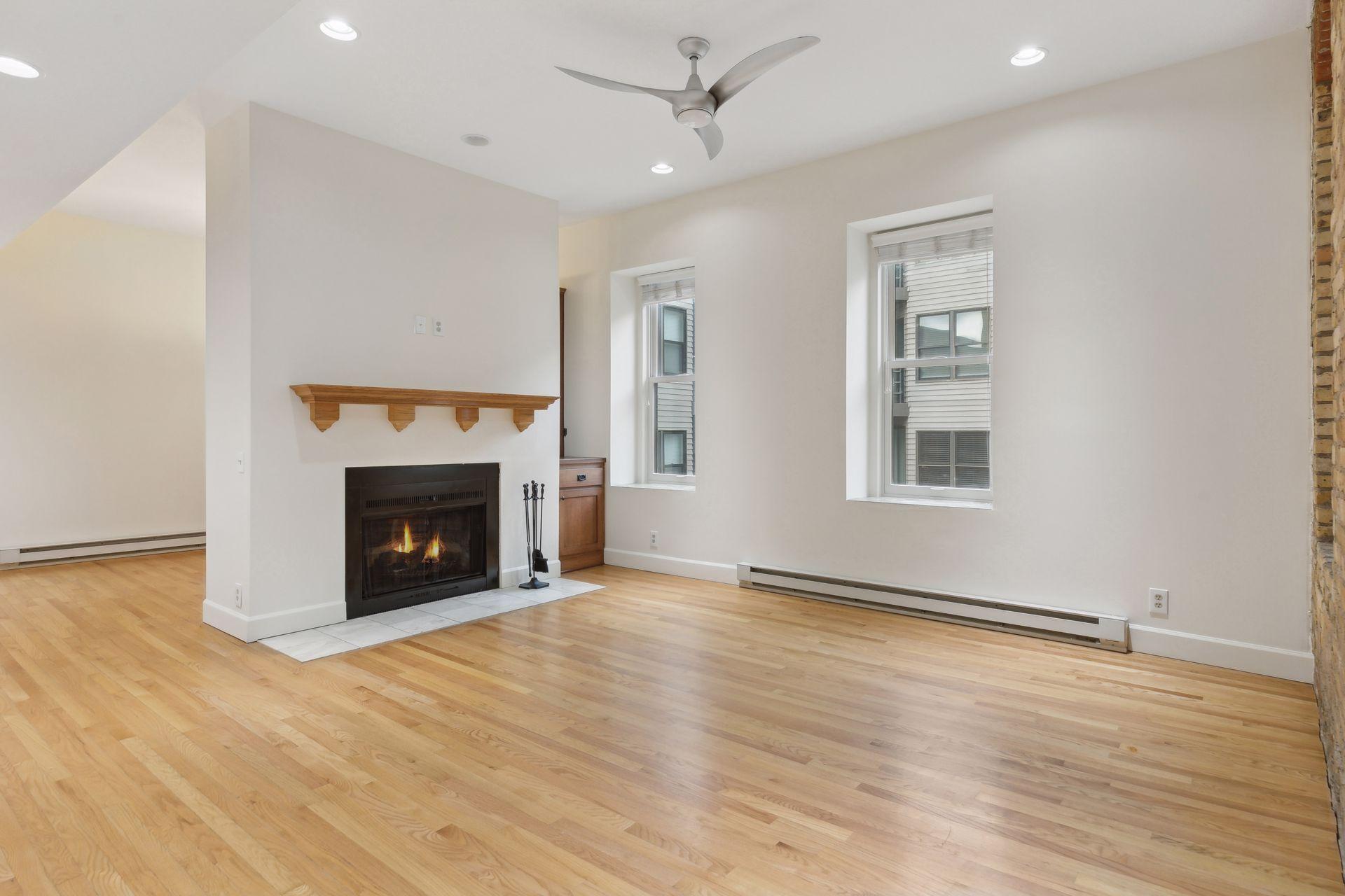 165 Western Avenue N Unit: 209