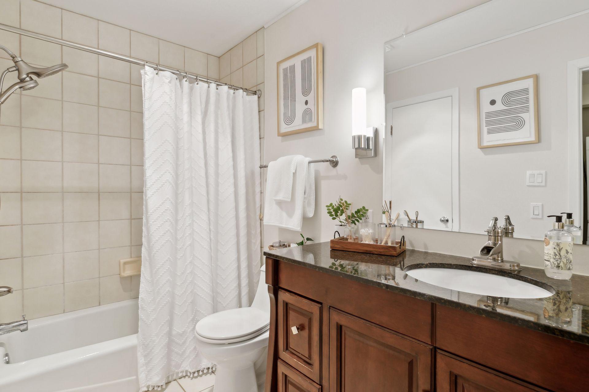 165 Western Avenue N Unit: 209