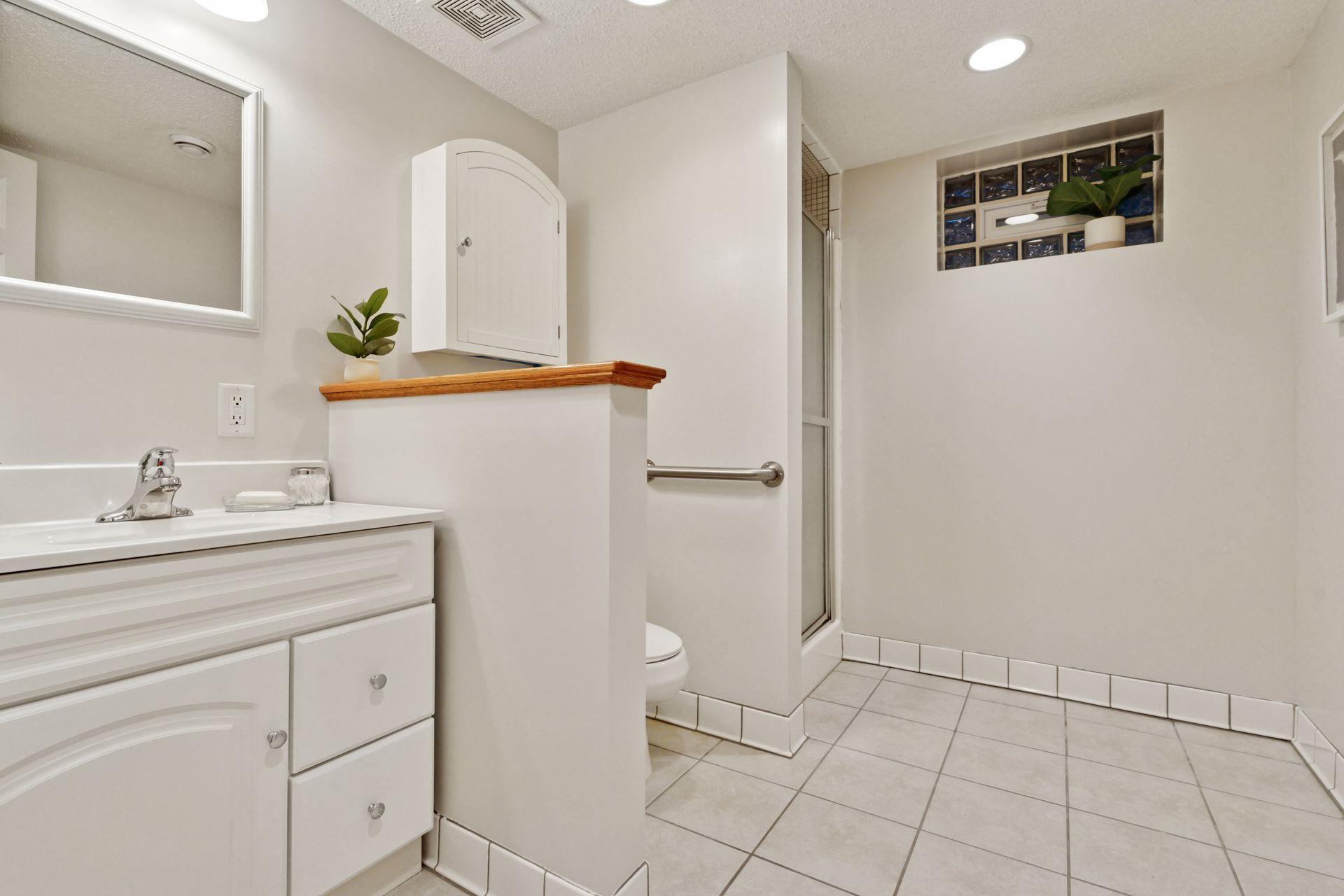 4386 Dakota Street SE