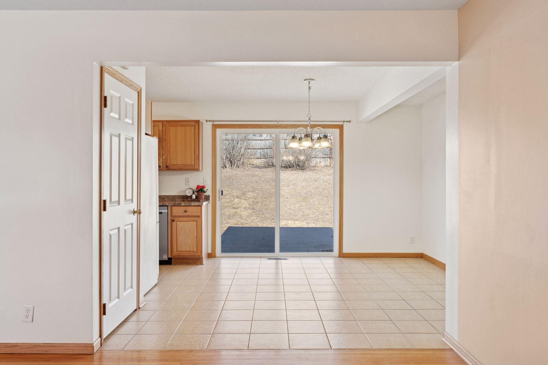 4386 Dakota Street SE