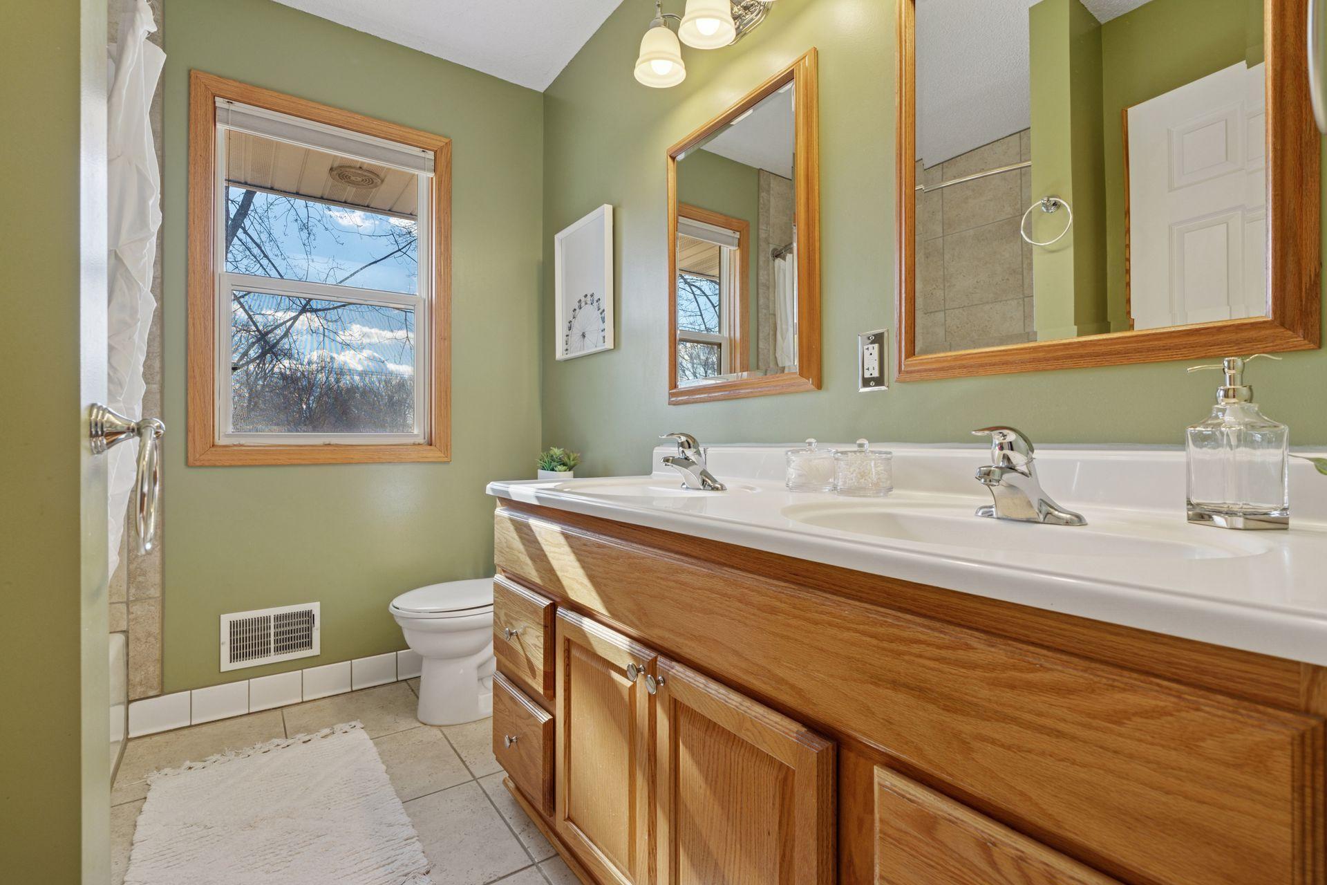 4386 Dakota Street SE