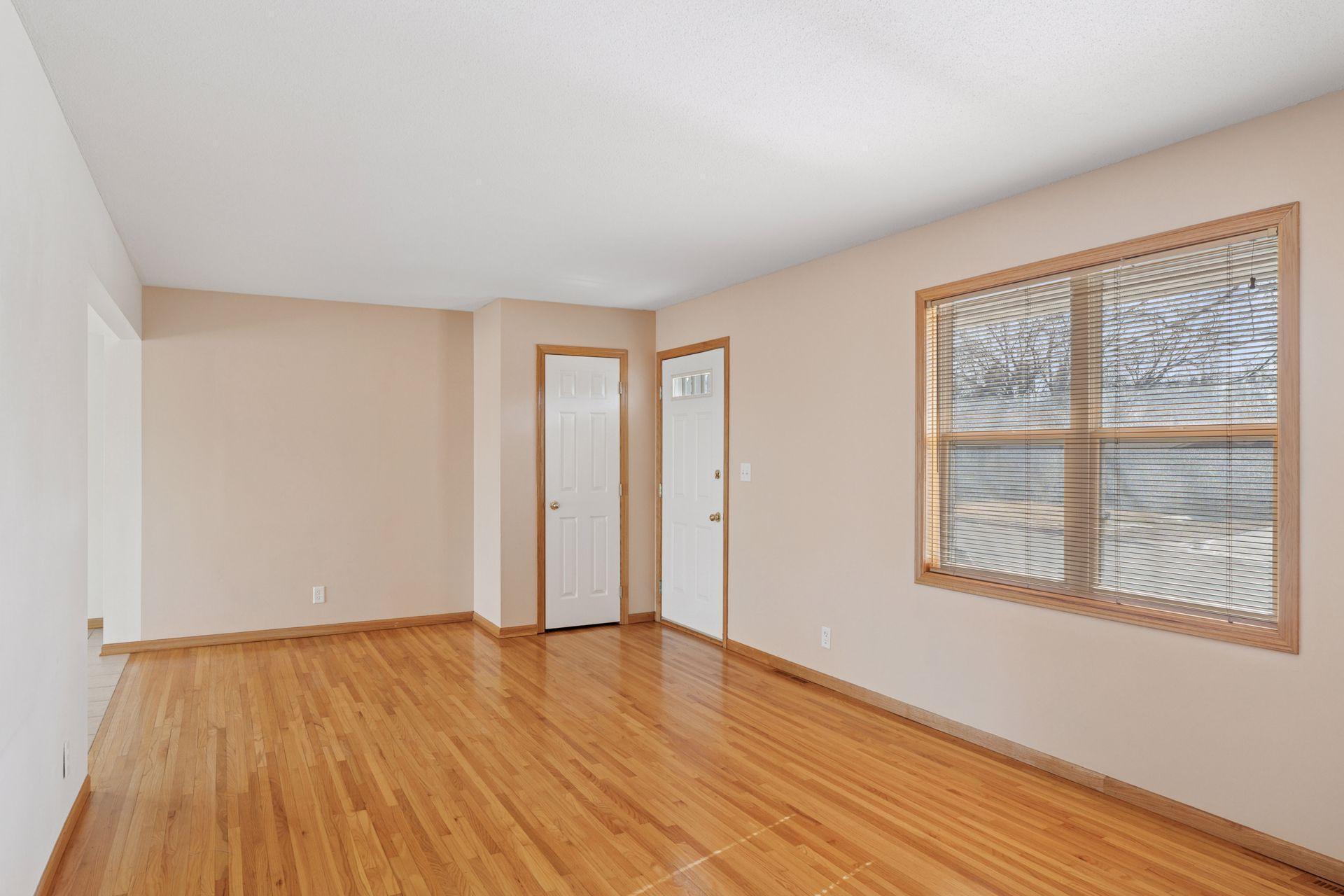 4386 Dakota Street SE