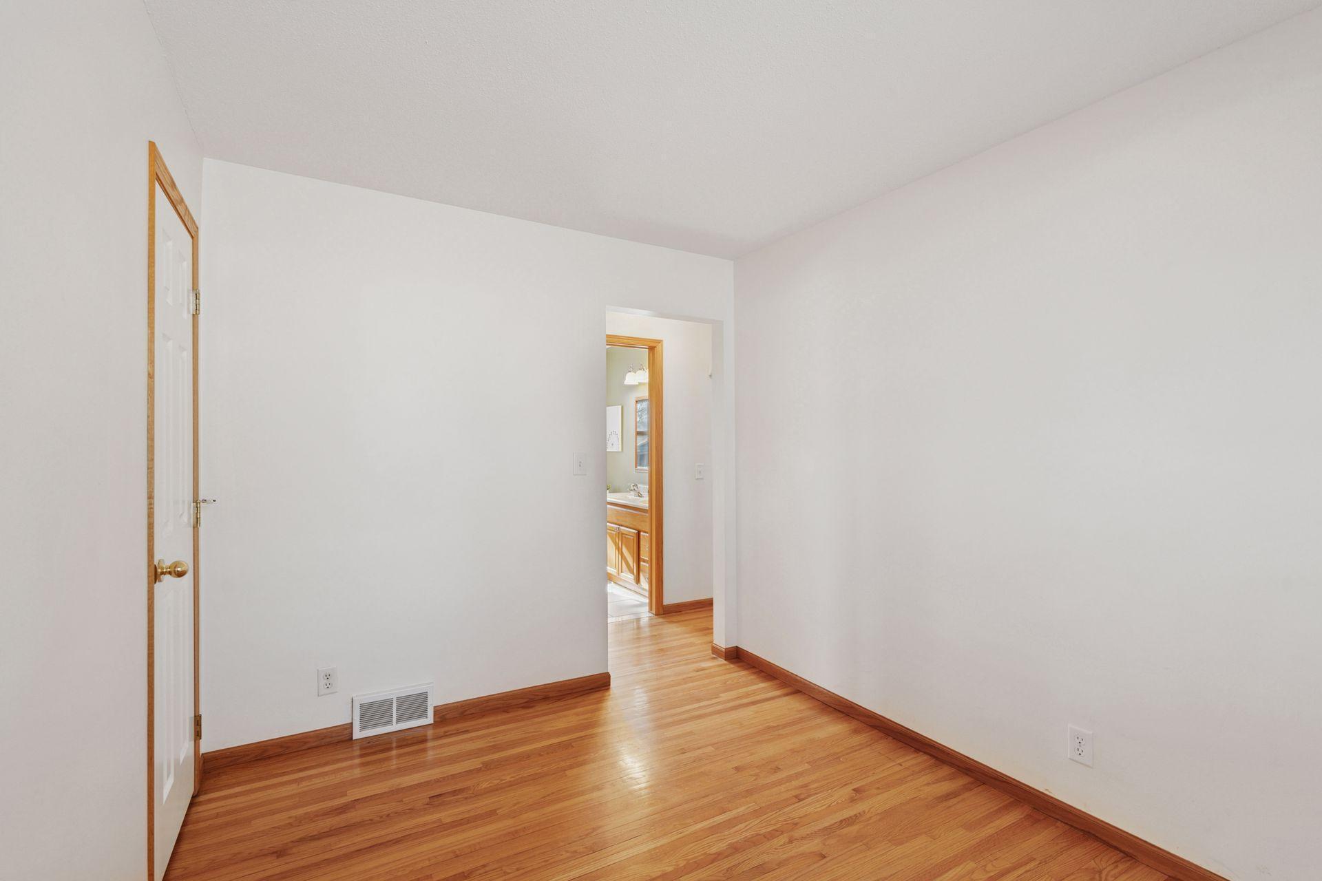 4386 Dakota Street SE