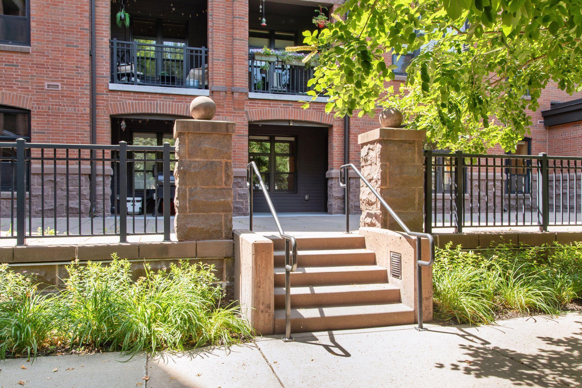 80 Western Avenue N Unit: 103