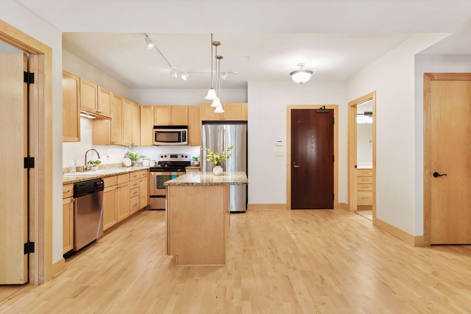 80 Western Avenue N Unit: 103