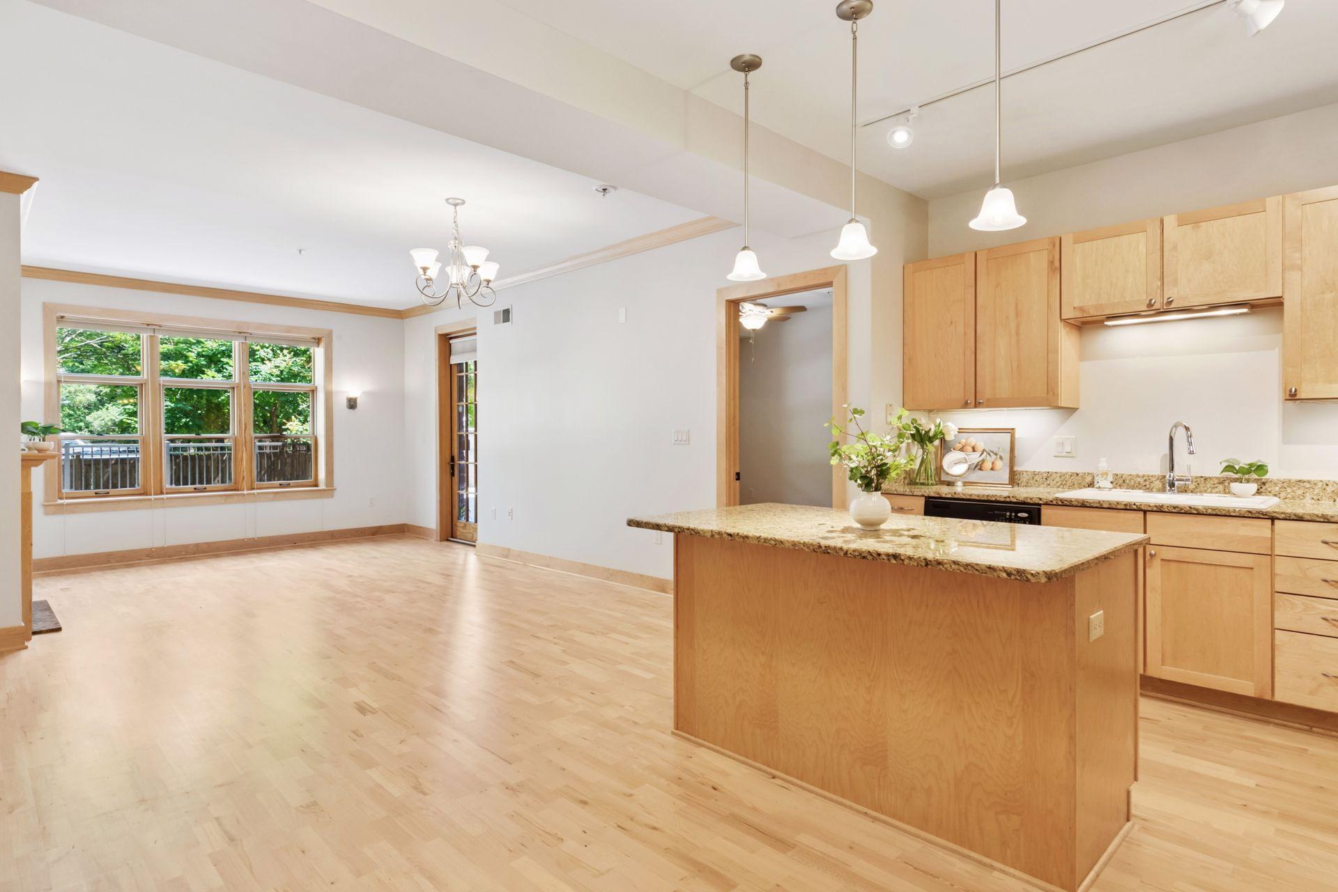 80 Western Avenue N Unit: 103