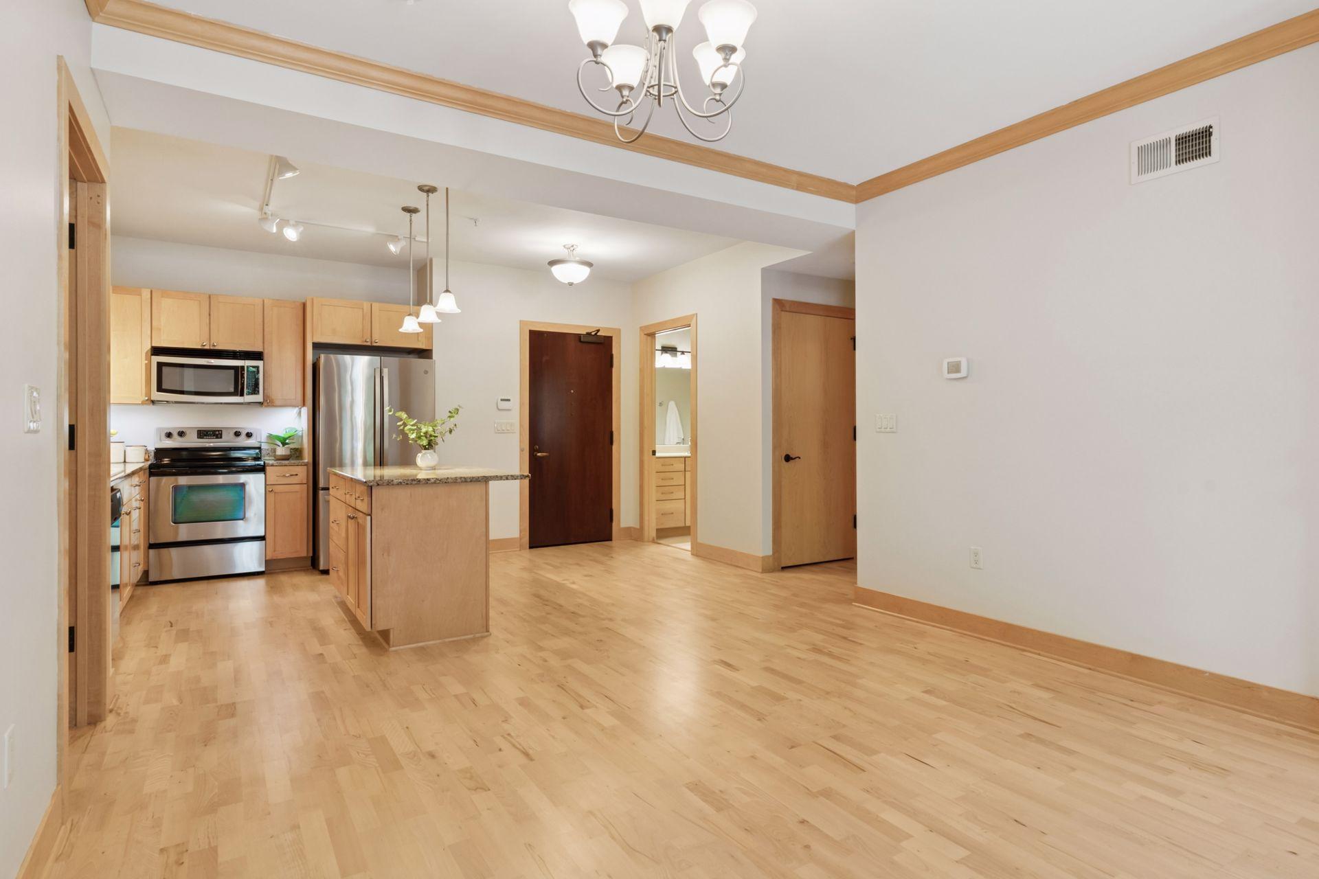 80 Western Avenue N Unit: 103