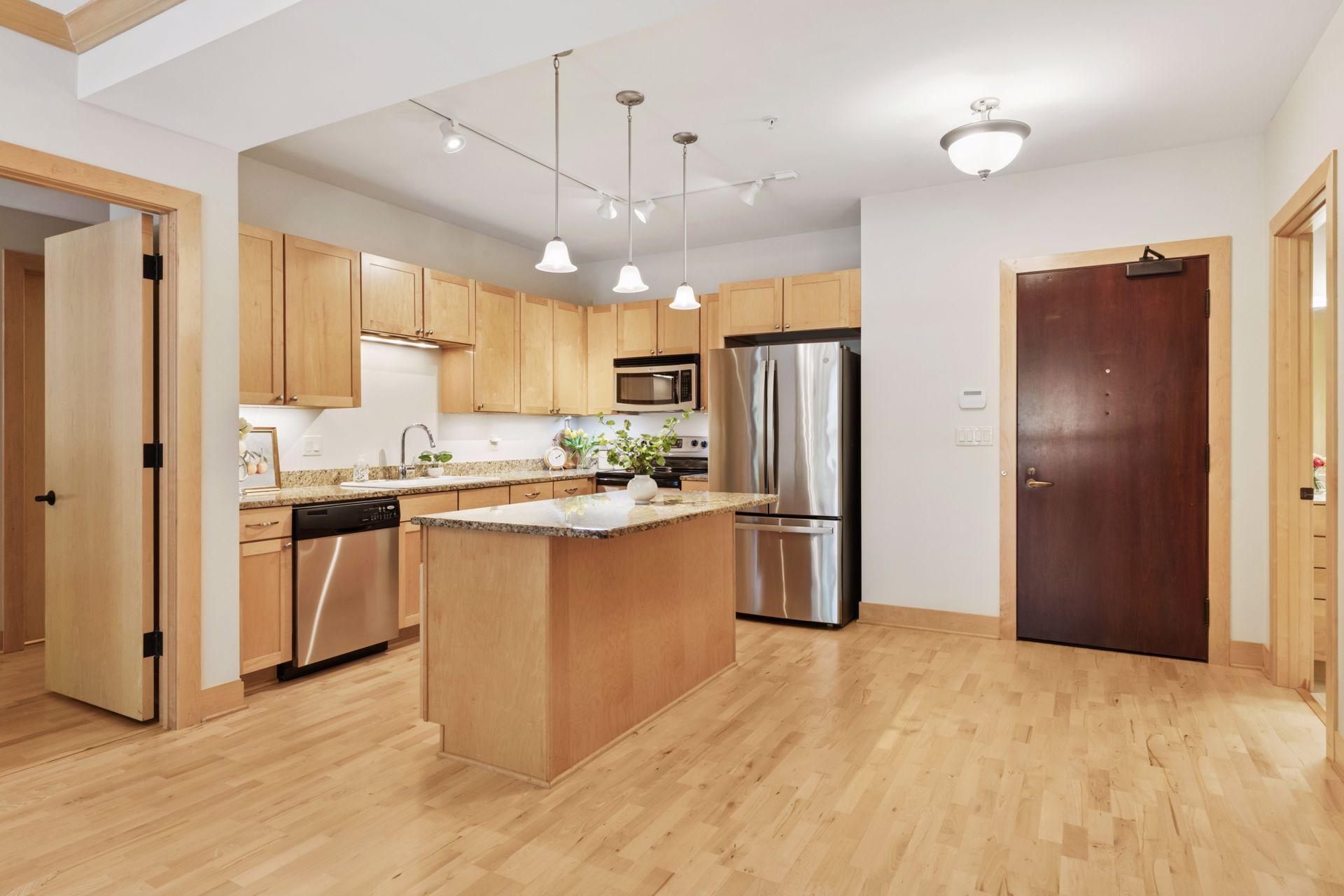 80 Western Avenue N Unit: 103