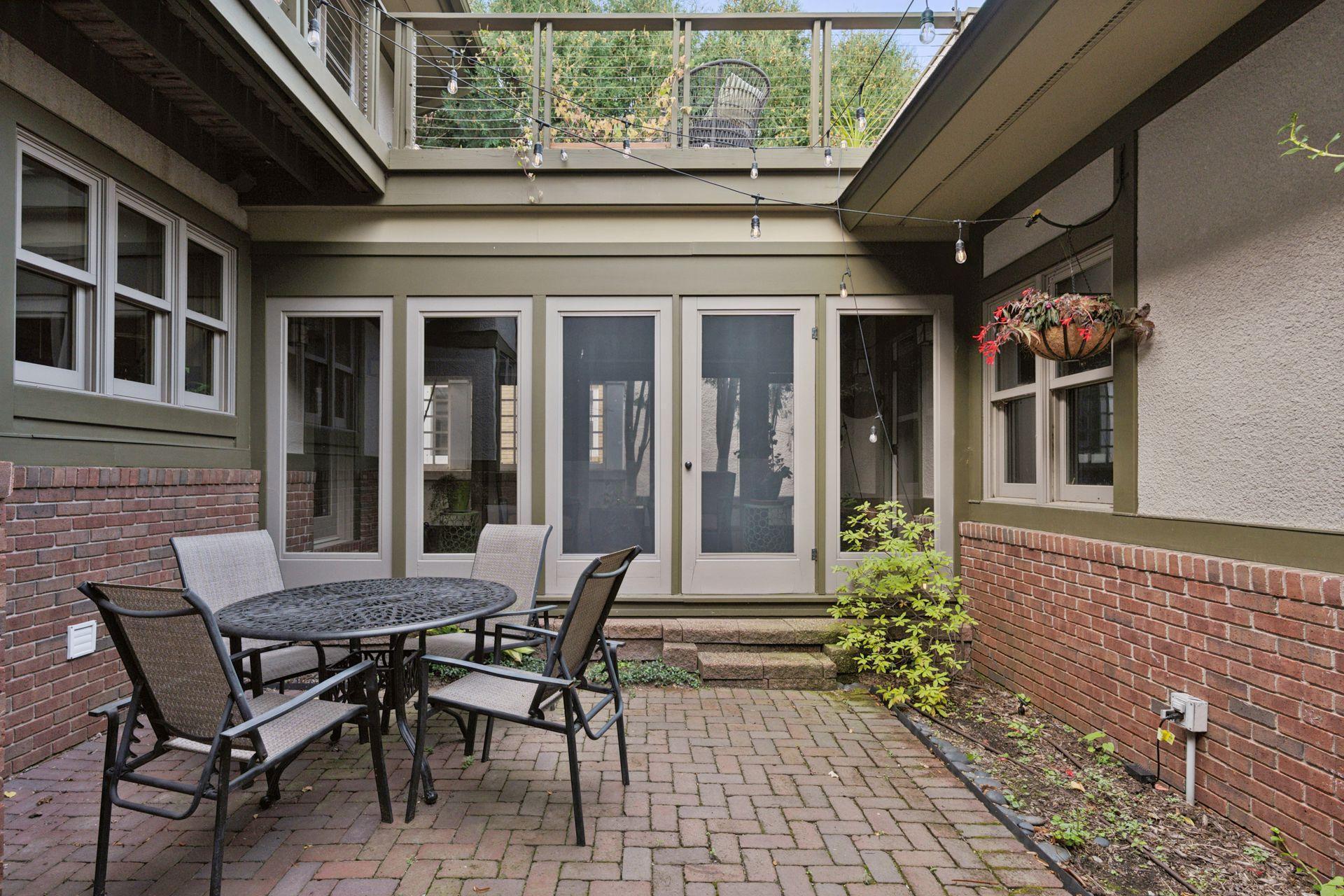 2305 Newton Avenue S