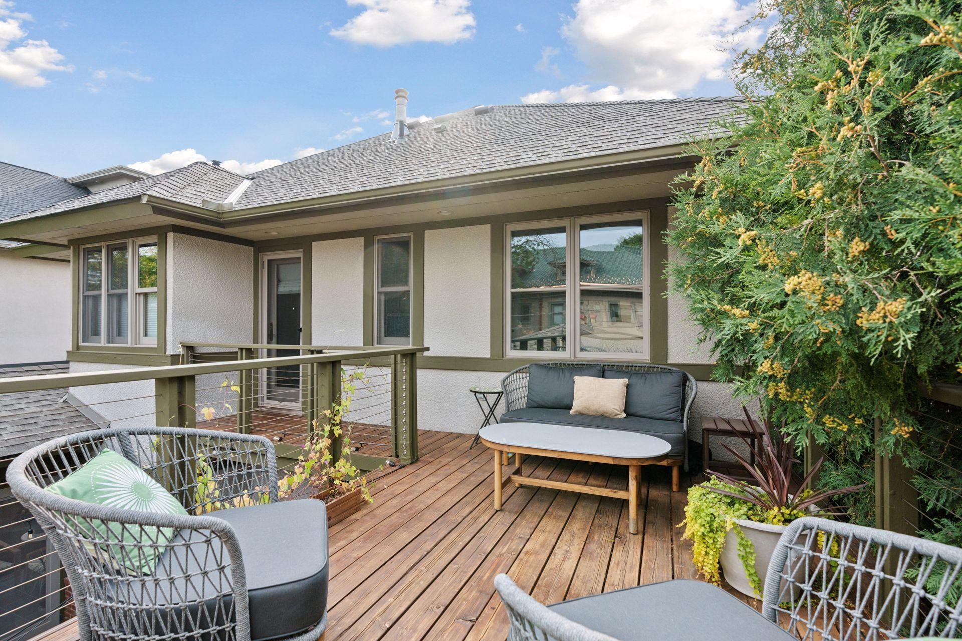 2305 Newton Avenue S