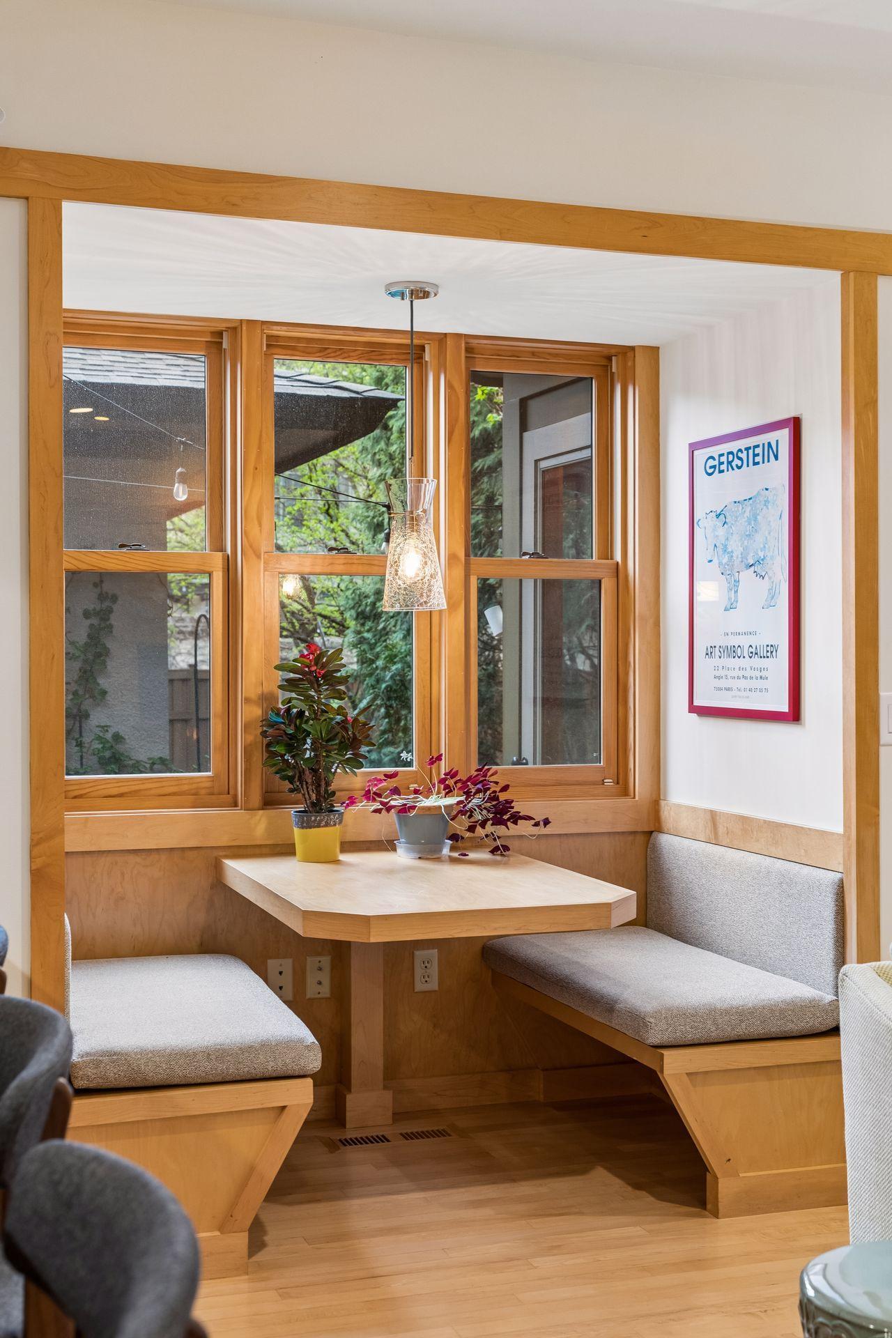 2305 Newton Avenue S