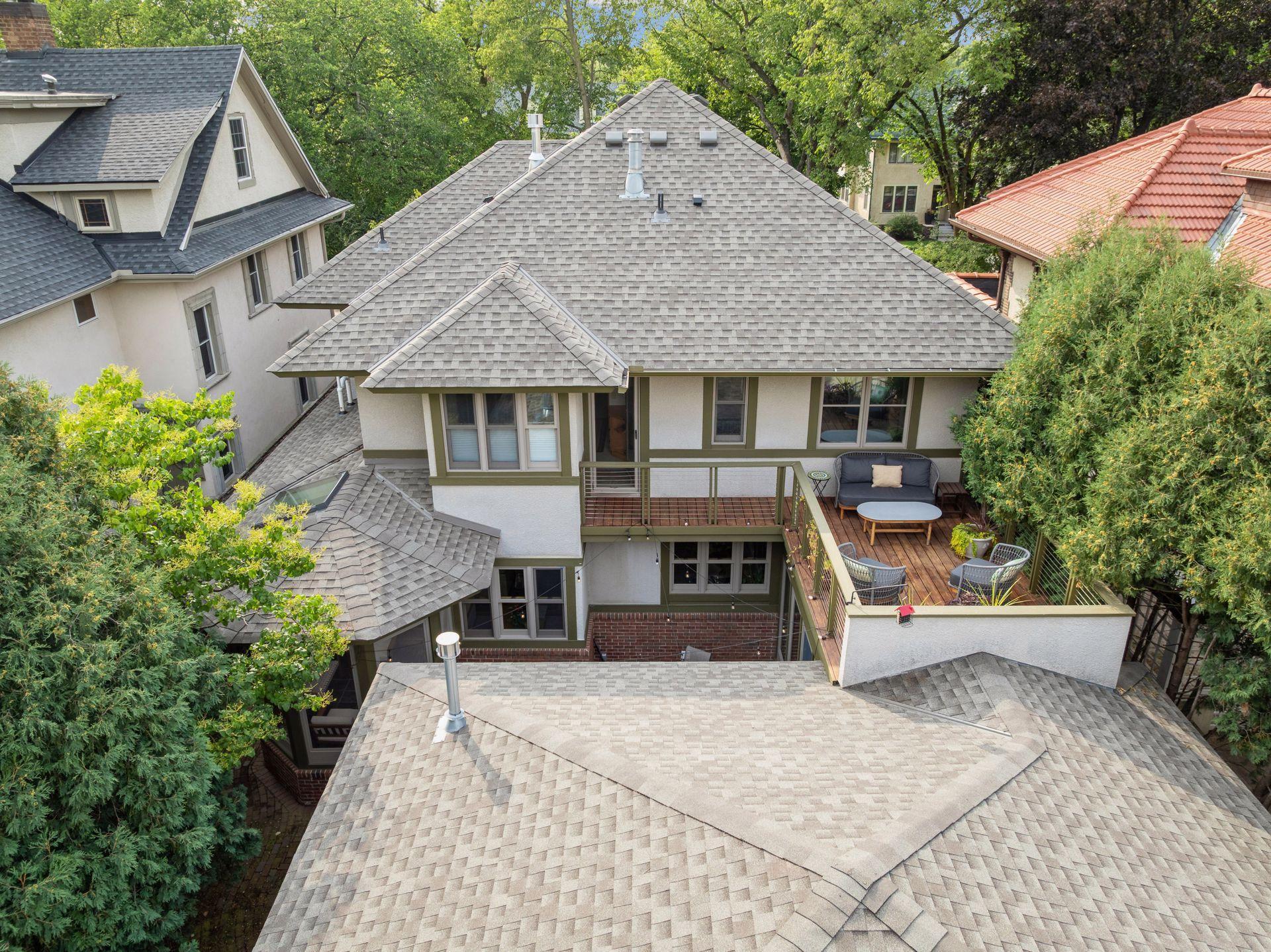 2305 Newton Avenue S