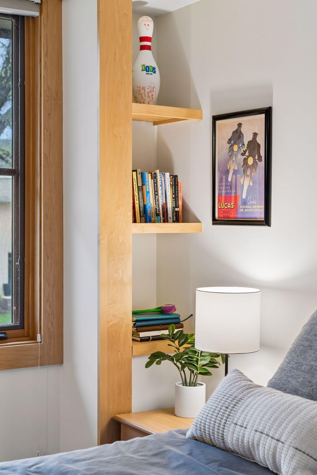 2305 Newton Avenue S