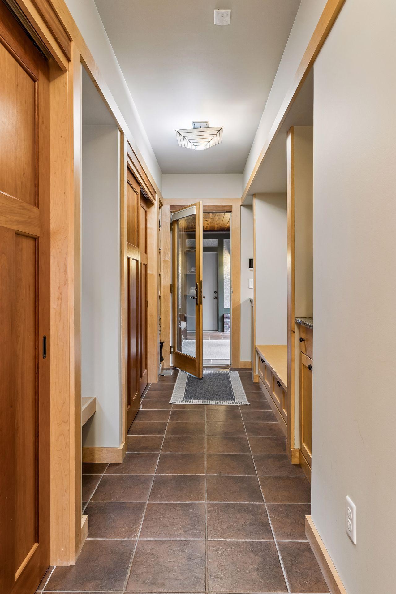 2305 Newton Avenue S