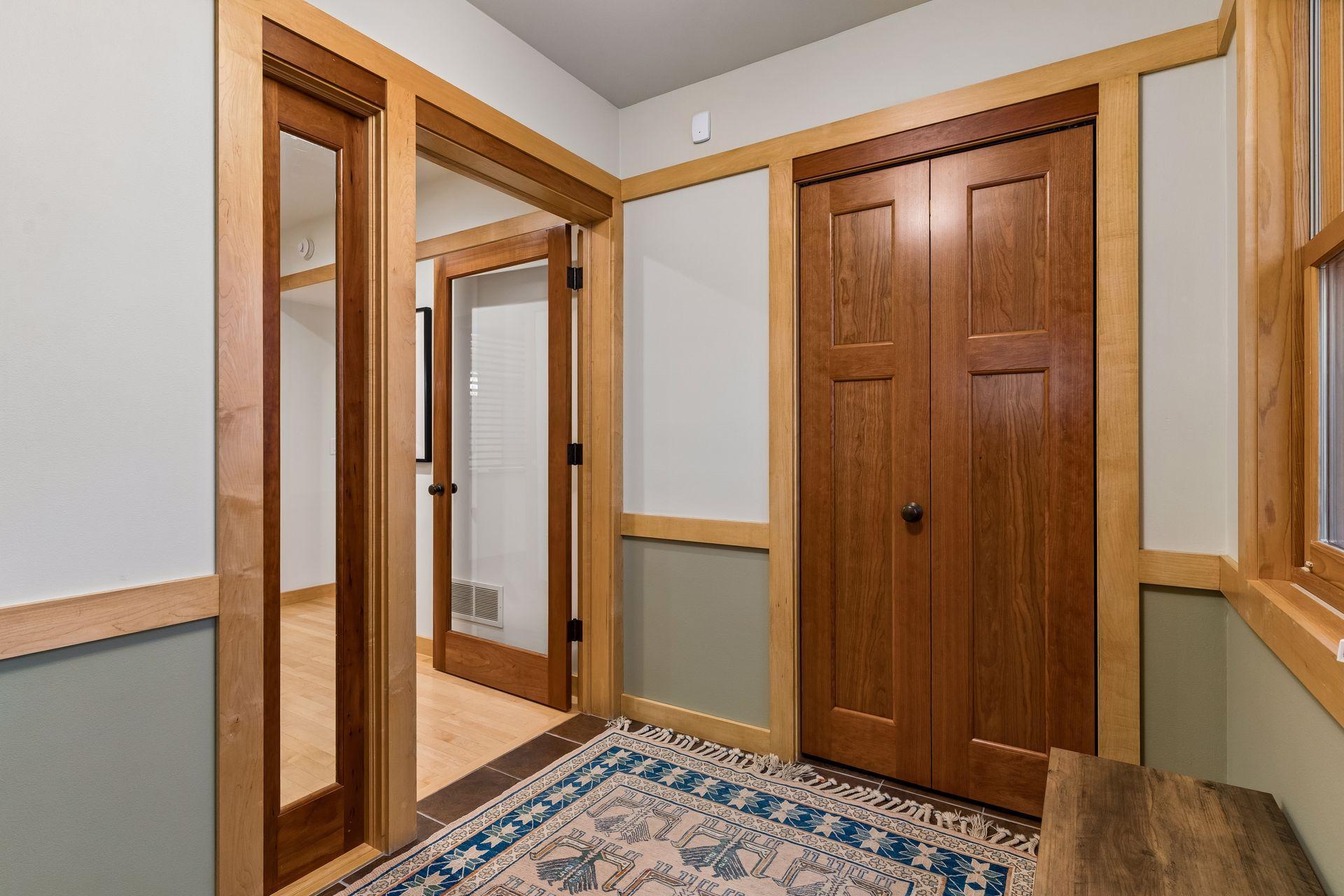 2305 Newton Avenue S