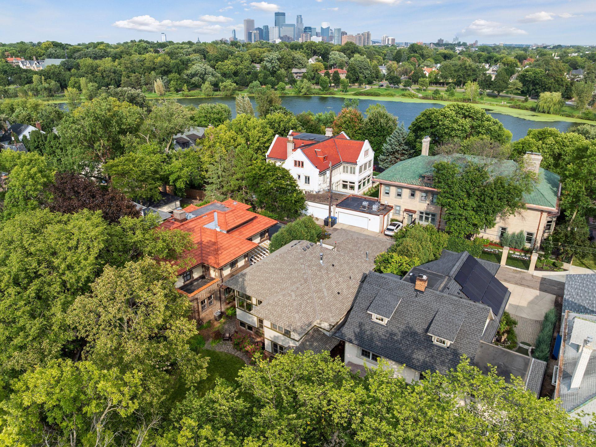 2305 Newton Avenue S