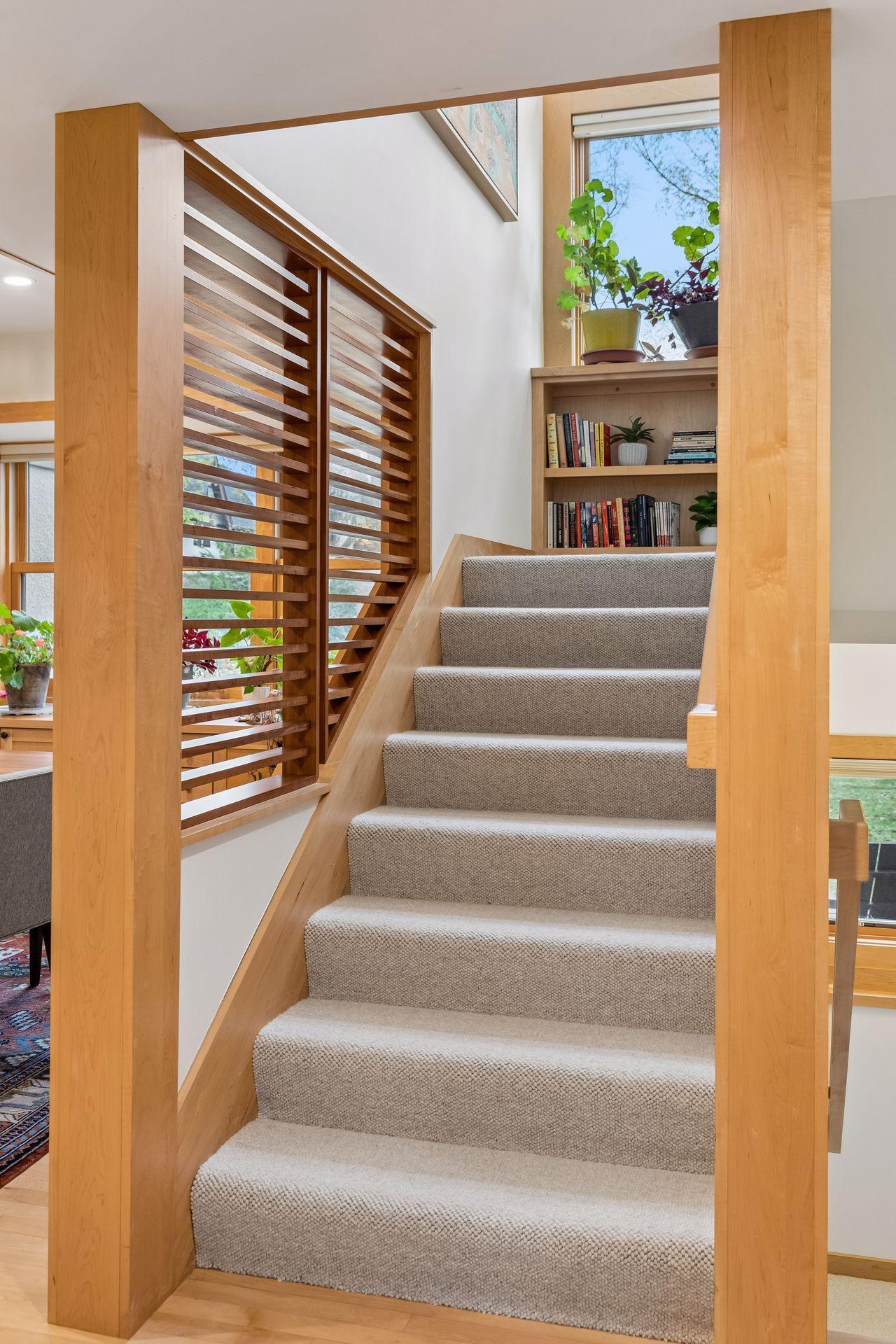 2305 Newton Avenue S