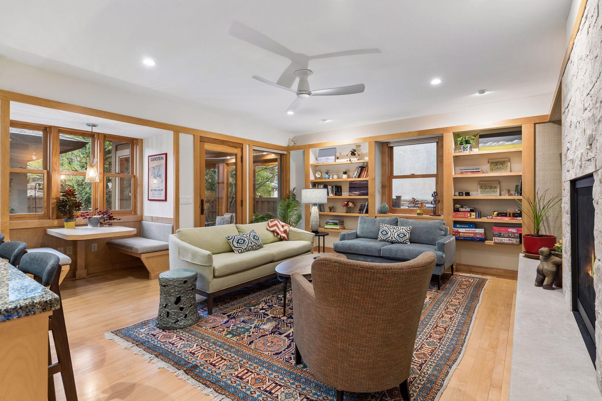 2305 Newton Avenue S