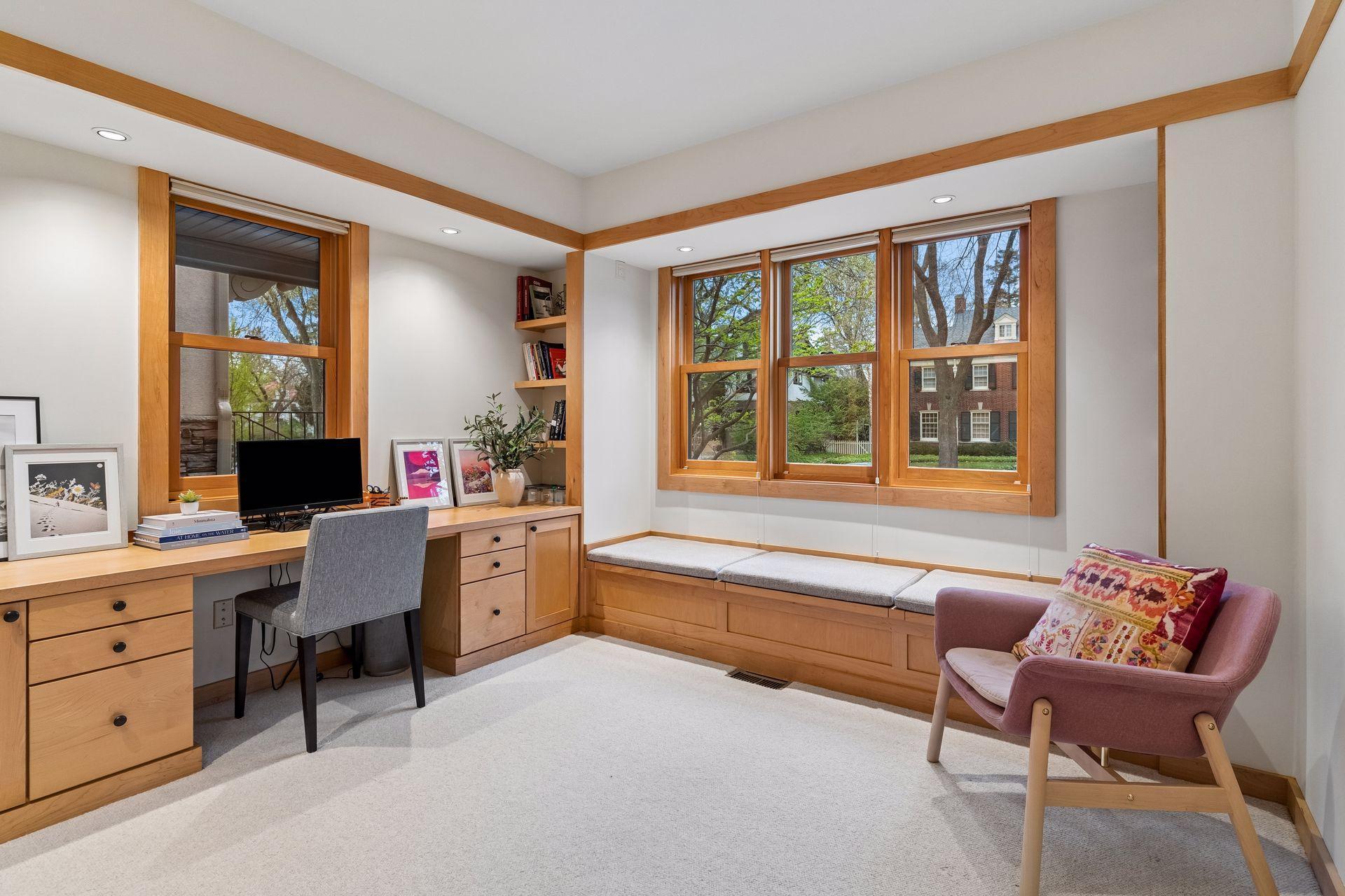 2305 Newton Avenue S