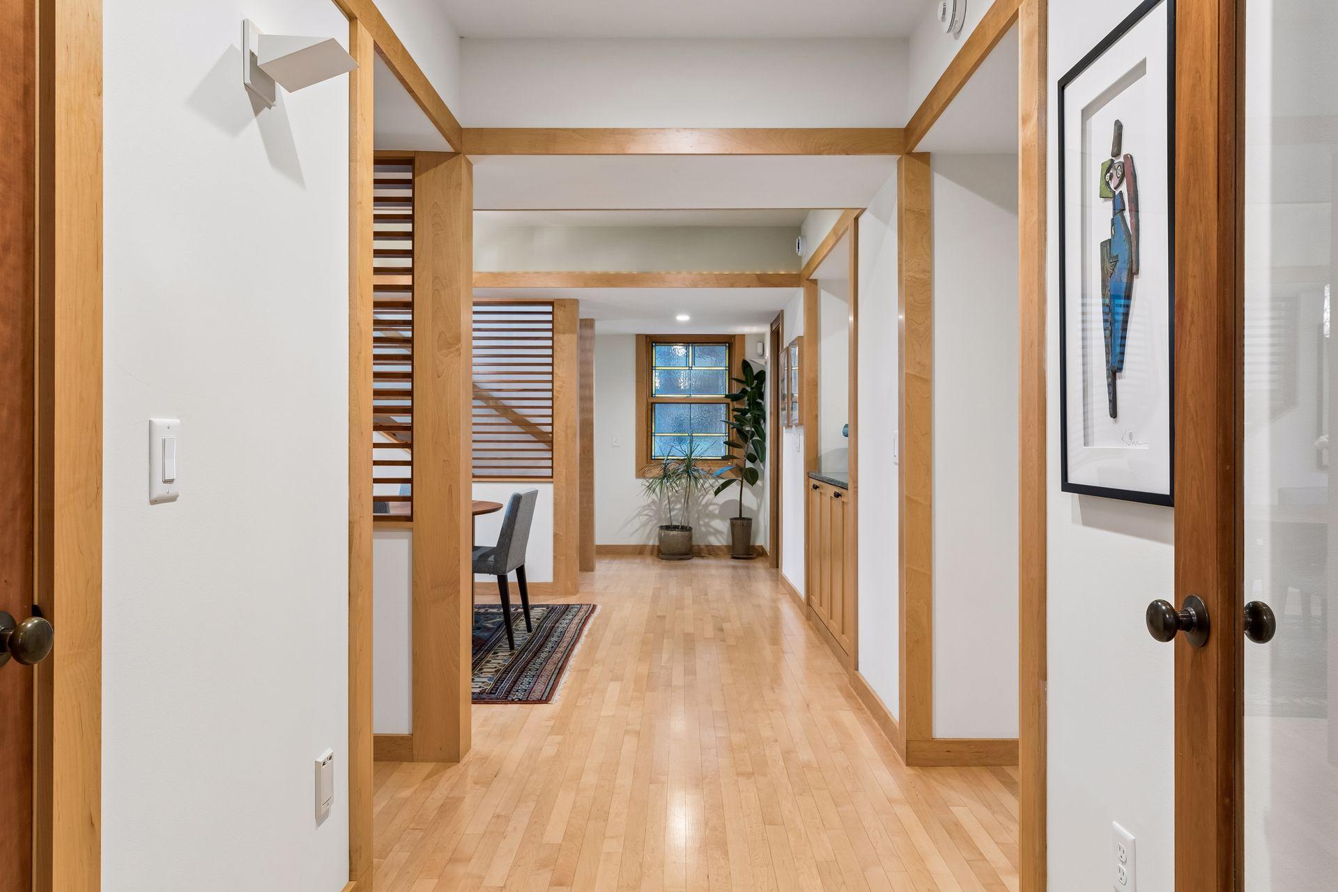 2305 Newton Avenue S