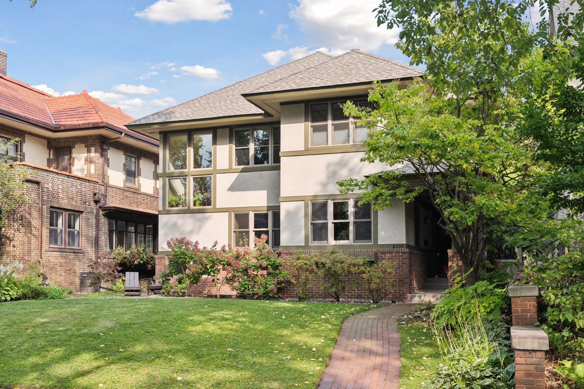 2305 Newton Avenue S