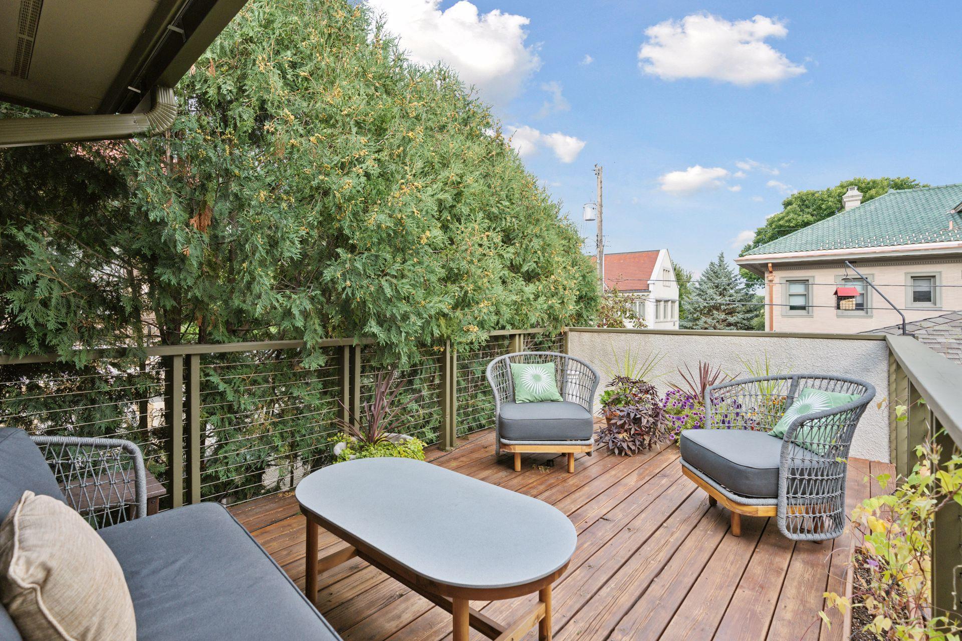 2305 Newton Avenue S