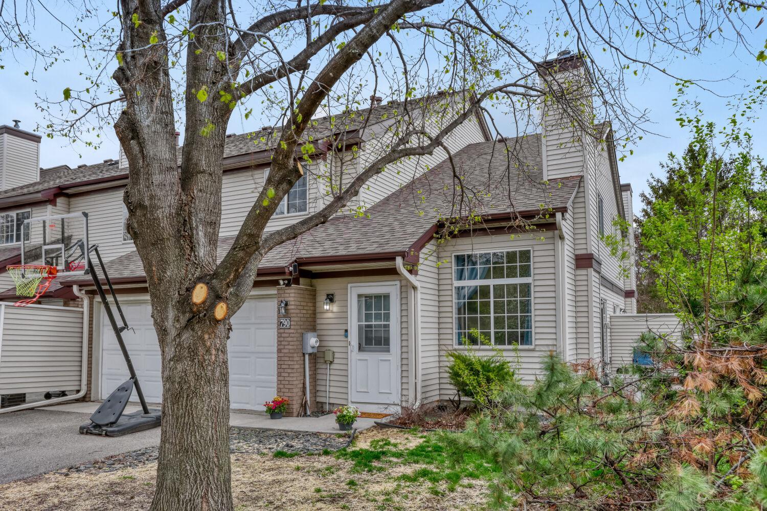 790 County Road F W Unit: 66