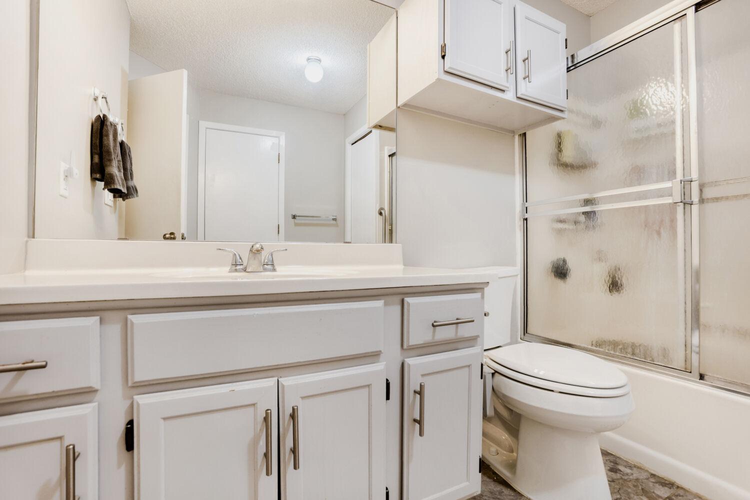 790 County Road F W Unit: 66